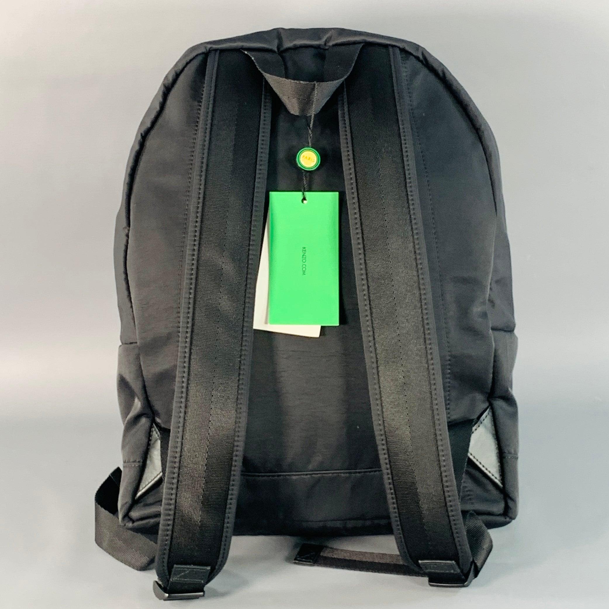 De los hombres KENZO Negro Azul Logo Bordado Mochila Nylon Bolsa en venta