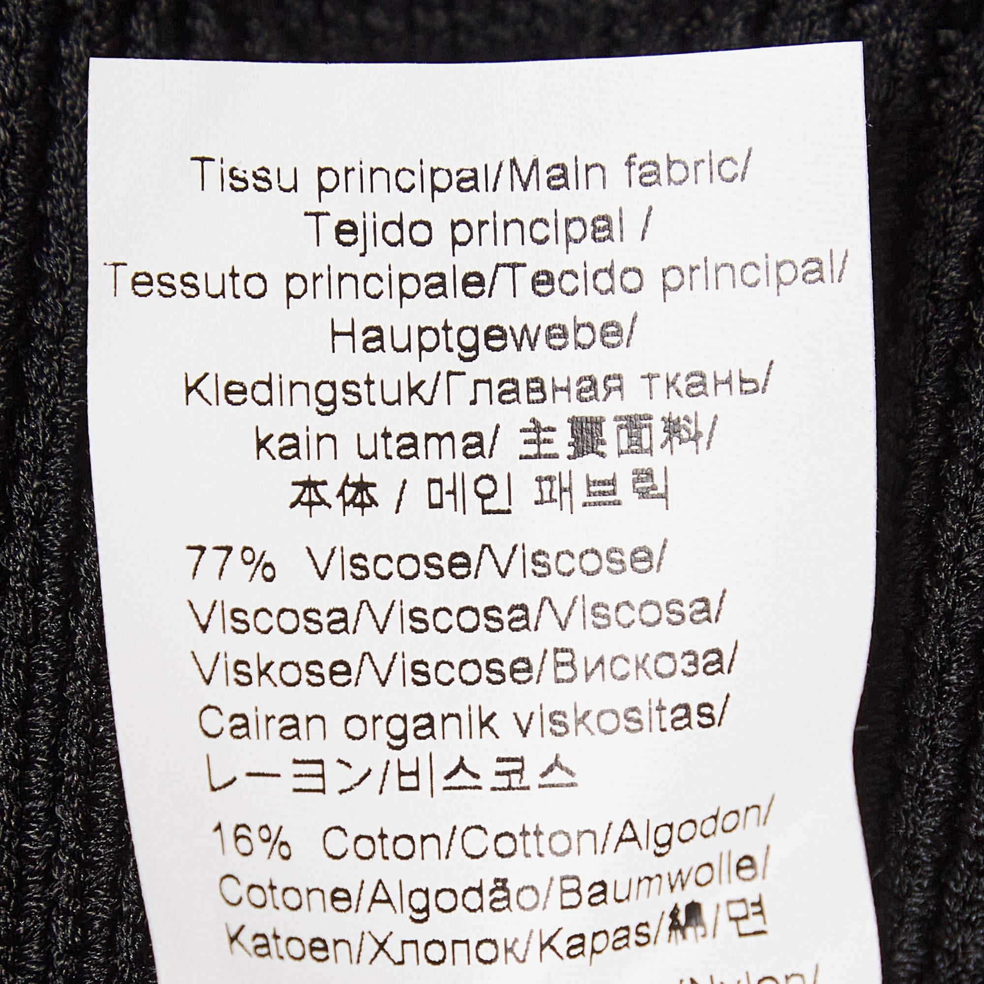 Kenzo Schwarzer bestickter Rippenstrickpullover M im Angebot 1