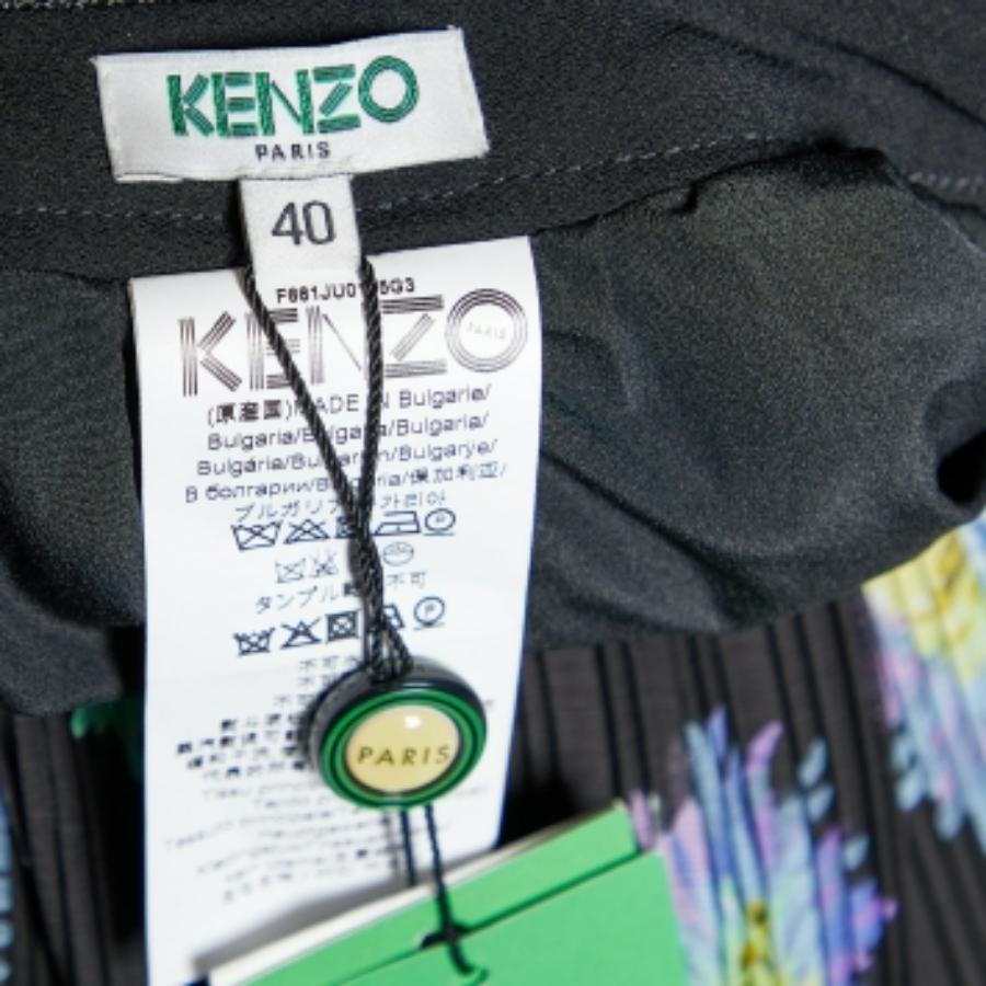 Noir Kenzo Black Floral Printed Crepe Midi Skirt M. en vente