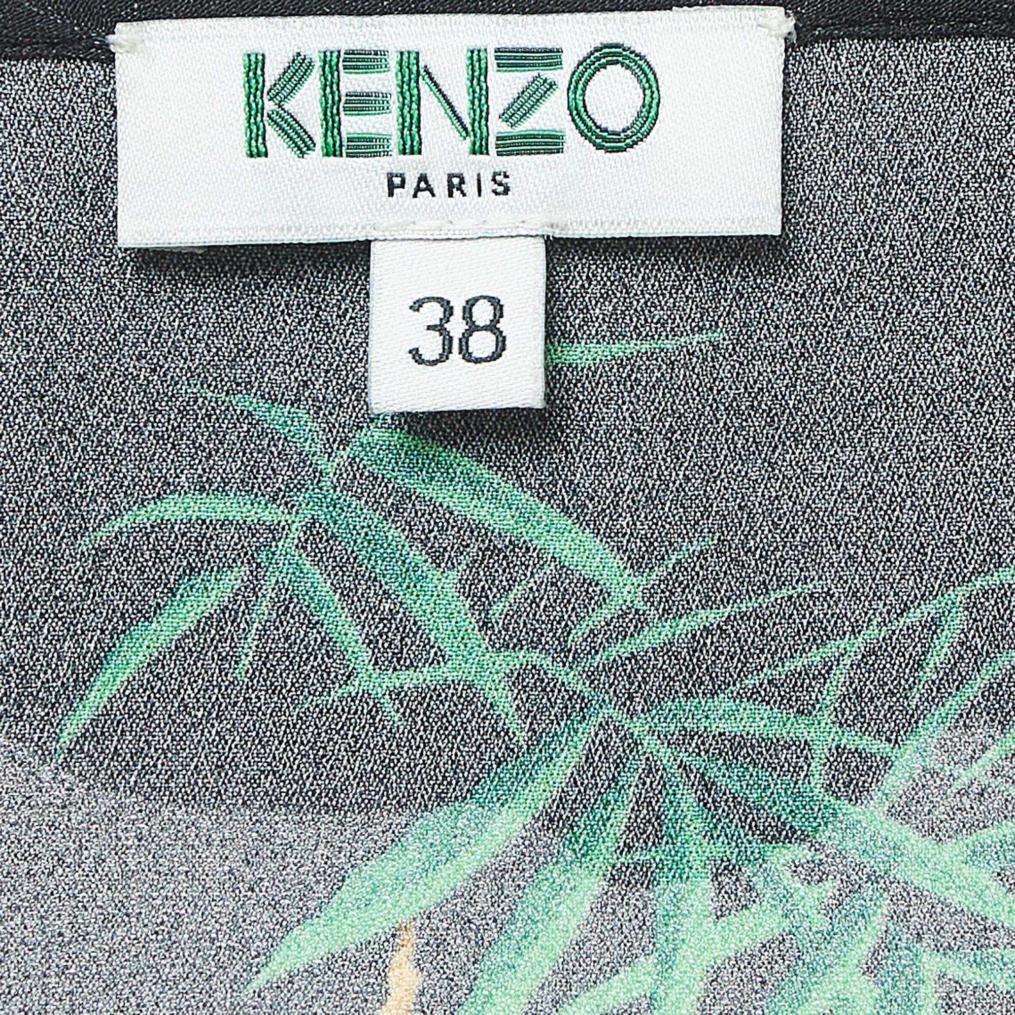 Kenzo - Top in crepe con stampa floreale nera M. I. In condizioni buone in vendita a Dubai, Al Qouz 2