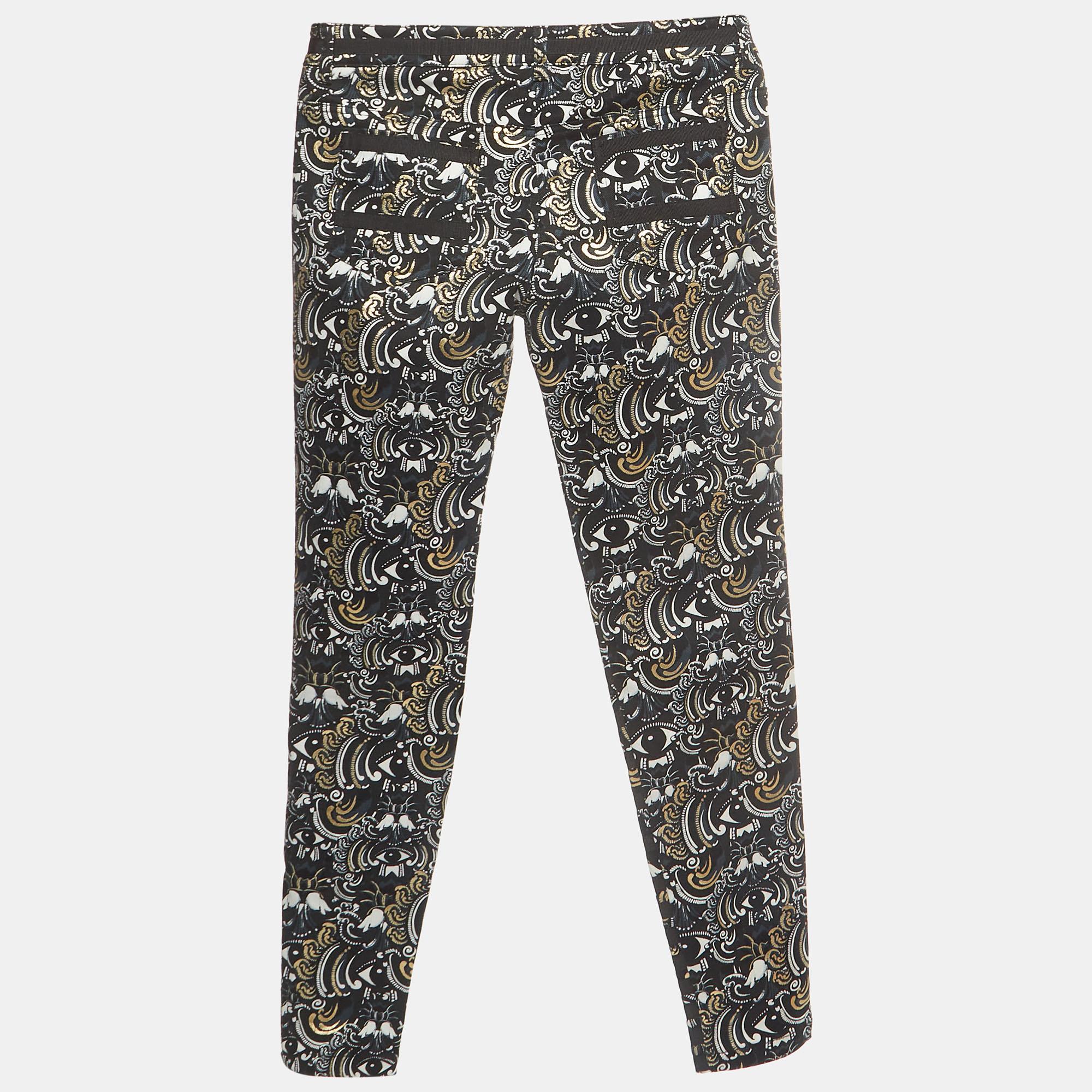 Rehaussez votre tenue vestimentaire avec ce pantalon Kenzo. Conçu dans une silhouette et une coupe superbes, ce pantalon vous donnera à coup sûr une allure élégante.