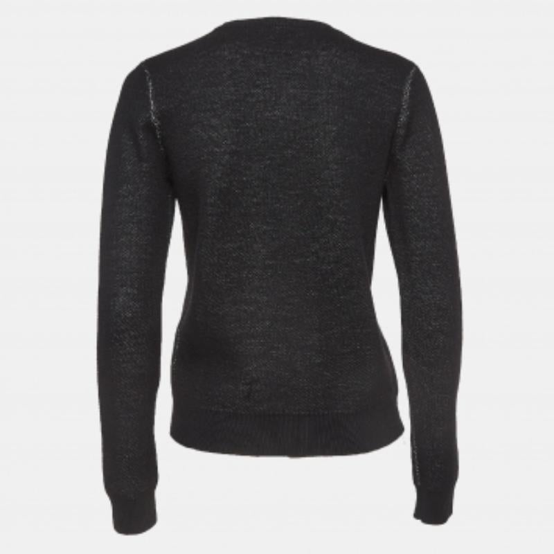 Un'uscita invernale senza maglione è praticamente impossibile. Per fortuna, un maglione elegante come questo arricchisce sempre il tuo outfit senza sforzo. Progettato con tessuti di qualità, questo maglione è comodo ed elegante.