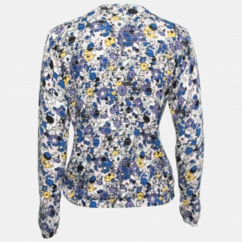Apportez de l'élégance, de la sophistication et du style à votre garde-robe avec ce cardigan Kenzo. Elle est confectionnée en coton mélangé et ornée d'imprimés sur toute sa surface.
