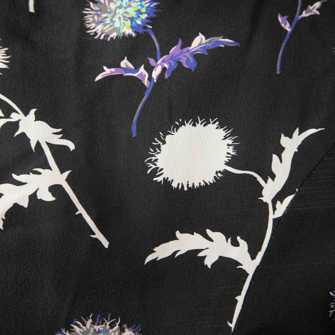 Kenzo Löwenzahn Print Seidenkleid Größe XS (Grau) im Angebot