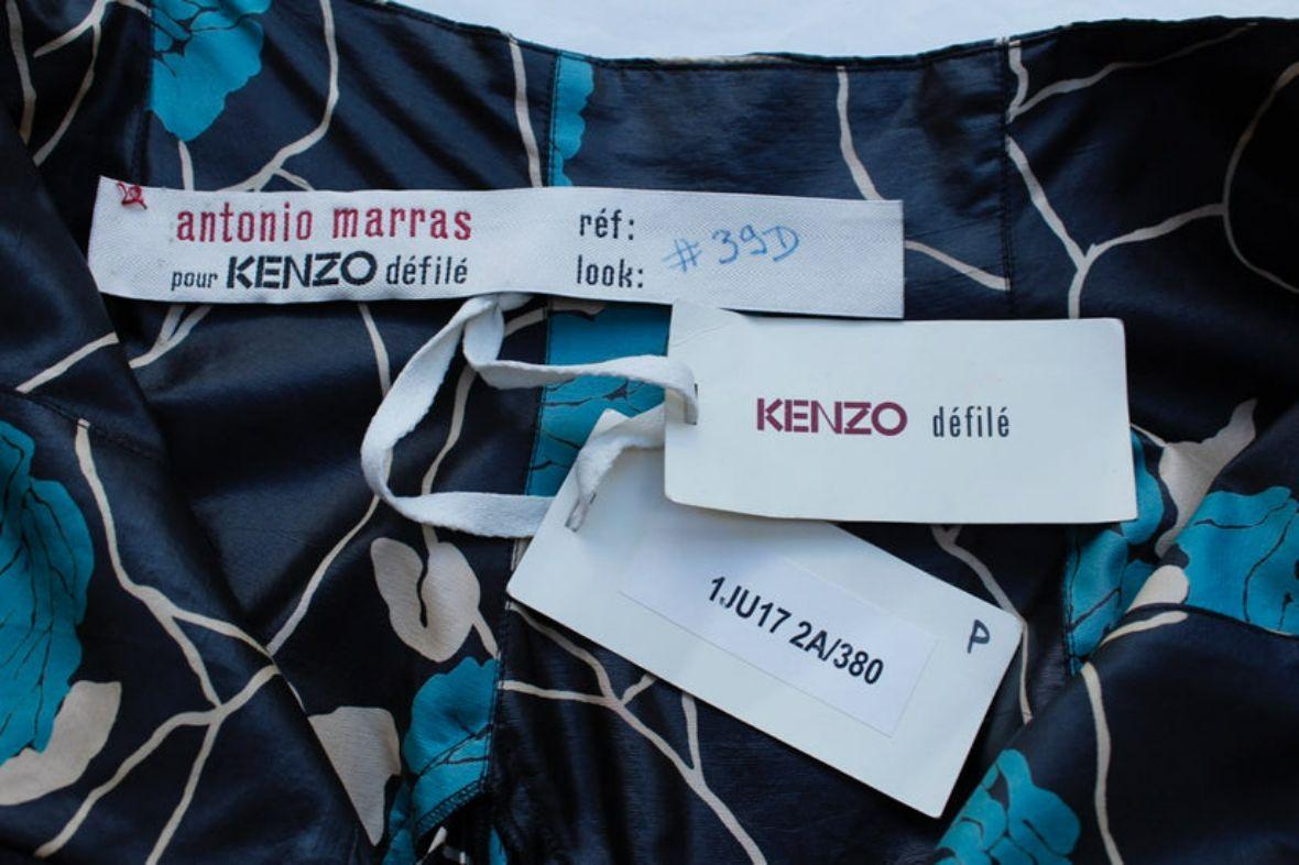 Kenzo Défilé Wide Skirt in Coated Canvas Collection, 2009 4