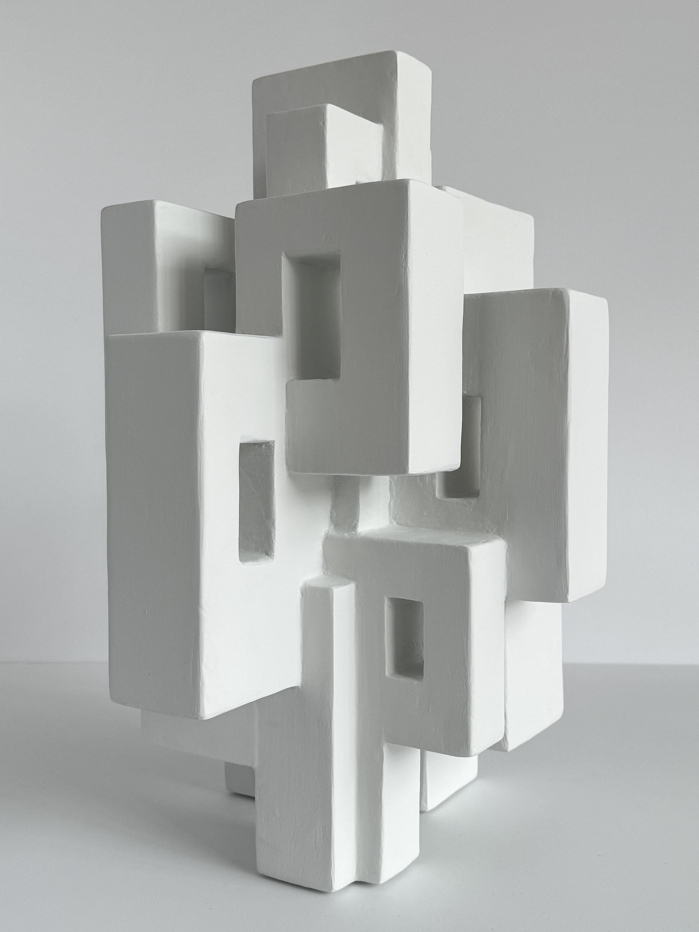 Geometrische abstrakte Skulptur „Kenzo“ von Dan Schneiger im Zustand „Hervorragend“ im Angebot in Chicago, IL
