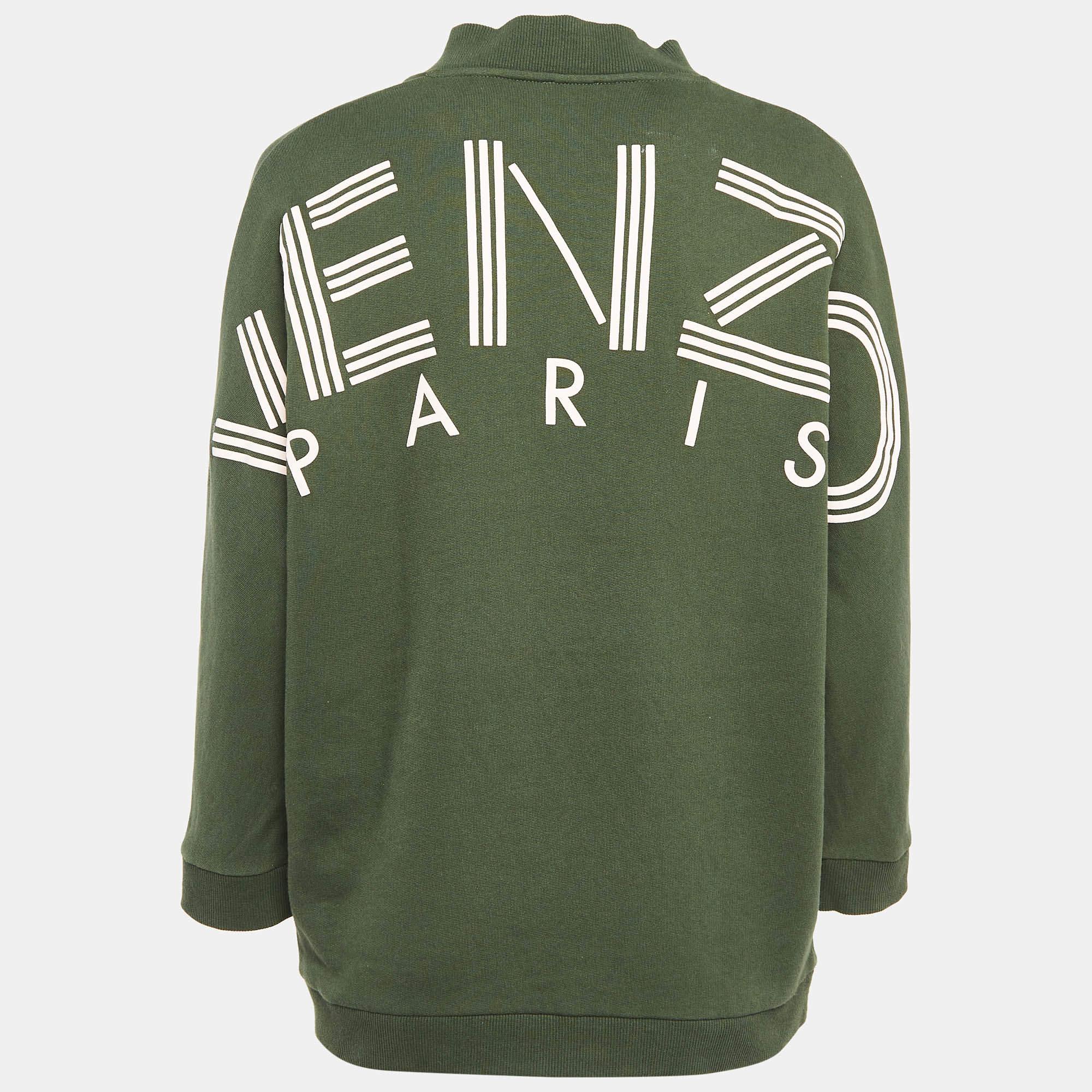 Les sweat-shirts de ce type sont le meilleur choix pour les jours où vous souhaitez vous habiller confortablement. Fabriqué à partir de tissus de qualité, ce sweat-shirt est rehaussé d'une teinte élégante, de motifs attrayants et d'une coupe