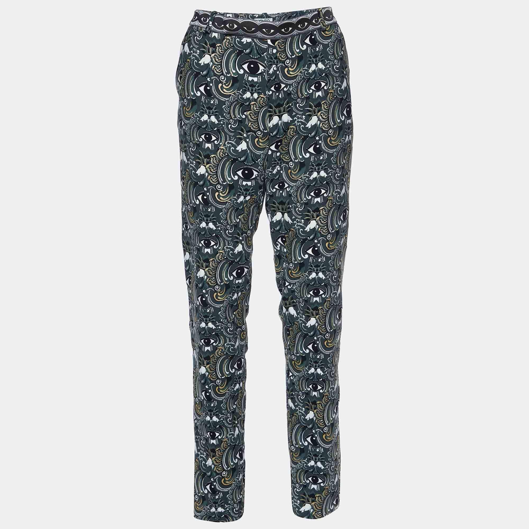Werten Sie Ihr Outfit mit dieser Hose von Kenzo auf. Diese Hose ist in einer hervorragenden Silhouette und Passform entworfen und lässt Sie mit Sicherheit elegant aussehen.