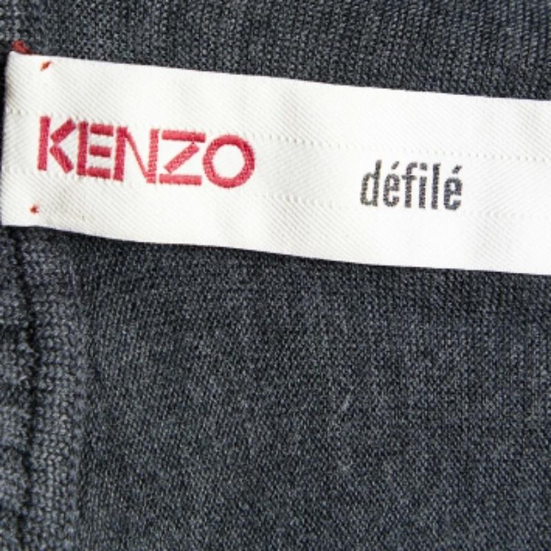 Kenzo - Top grigio a maniche lunghe con collo a tartaruga L.L.A. In condizioni discrete in vendita a Dubai, Al Qouz 2