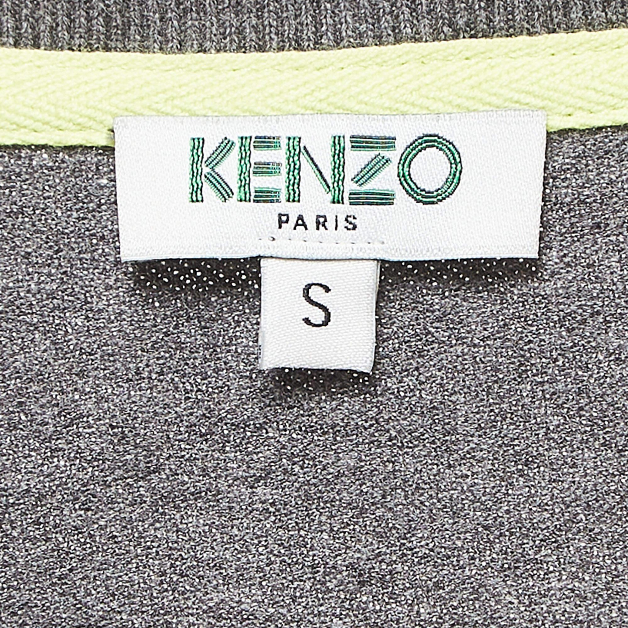 Kenzo - Maglietta girocollo in cotone piqué grigio/giallo neon con dettaglio tasca T S In condizioni ottime in vendita a Dubai, Al Qouz 2