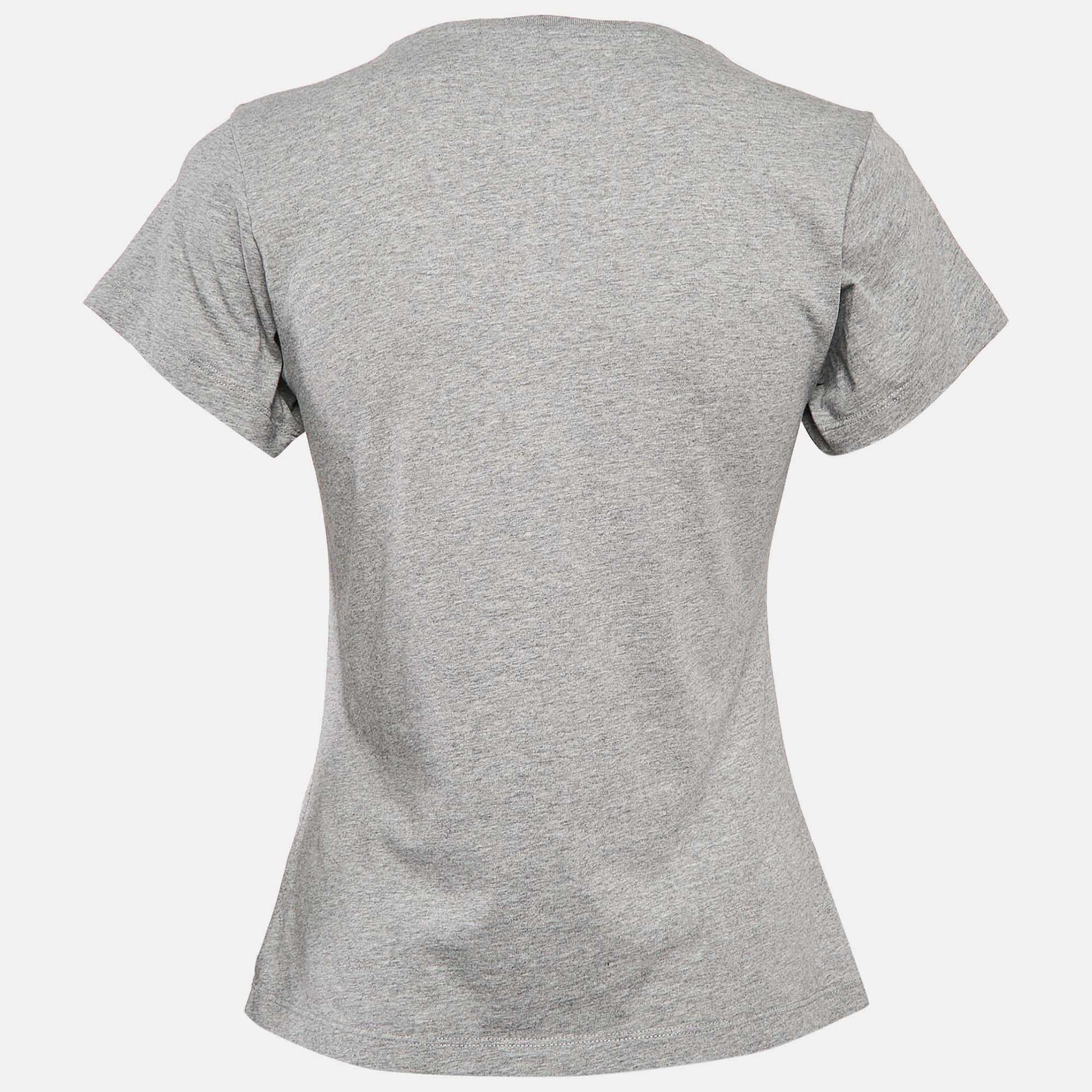 Eine perfekte Kombination aus Komfort  Luxus  und Stil  Dieses Designer-T-Shirt ist ein absolutes Muss. Hergestellt aus hochwertigen Materialien.  Die Kreation kann mit Jeanshosen und Turnschuhen zu einem coolen Look gestylt werden.