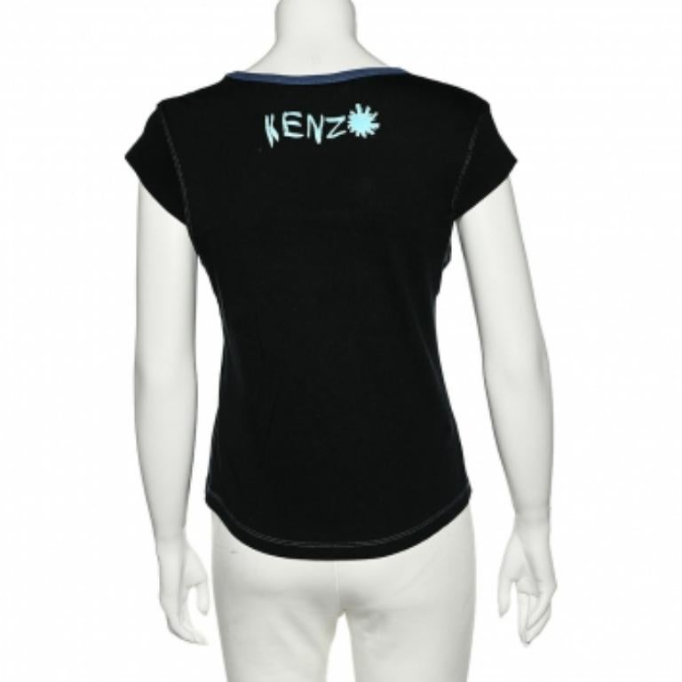 Mélange parfait de confort, de luxe et de style, ce t-shirt Kenzo Jeans est une pièce incontournable ! Confectionnée en coton dans une teinte bleu nuit, elle est rehaussée de détails brodés. Doté d'une encolure dégagée et de manches courtes, il peut