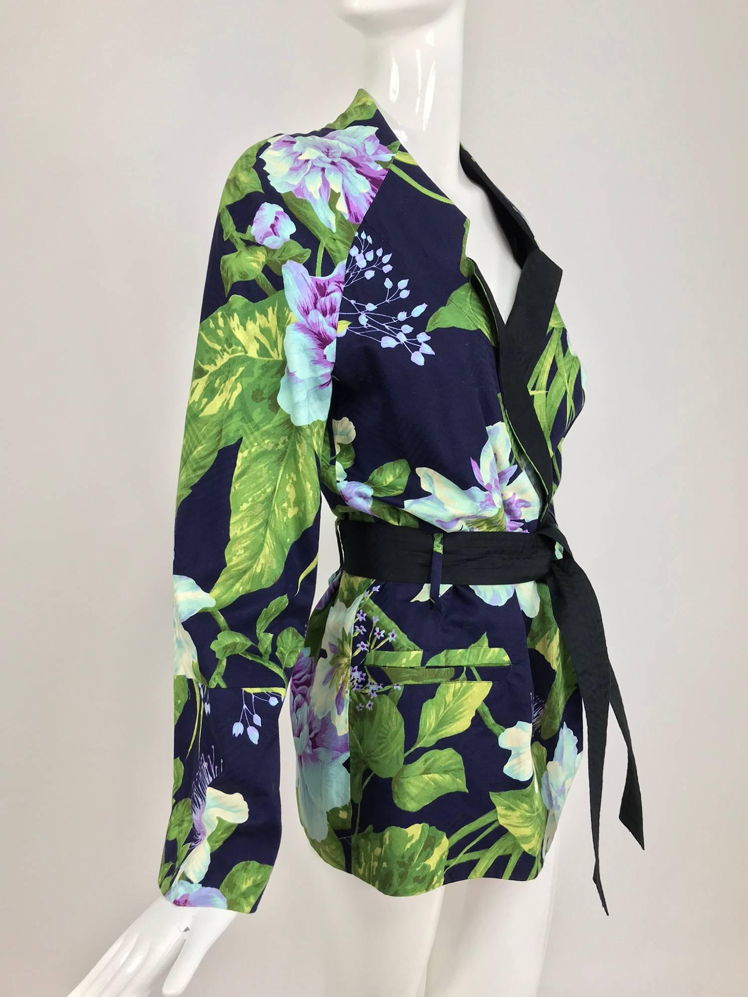 Kenzo Jungle tropical cotton print wrap jacket, 1980s For Sale 7