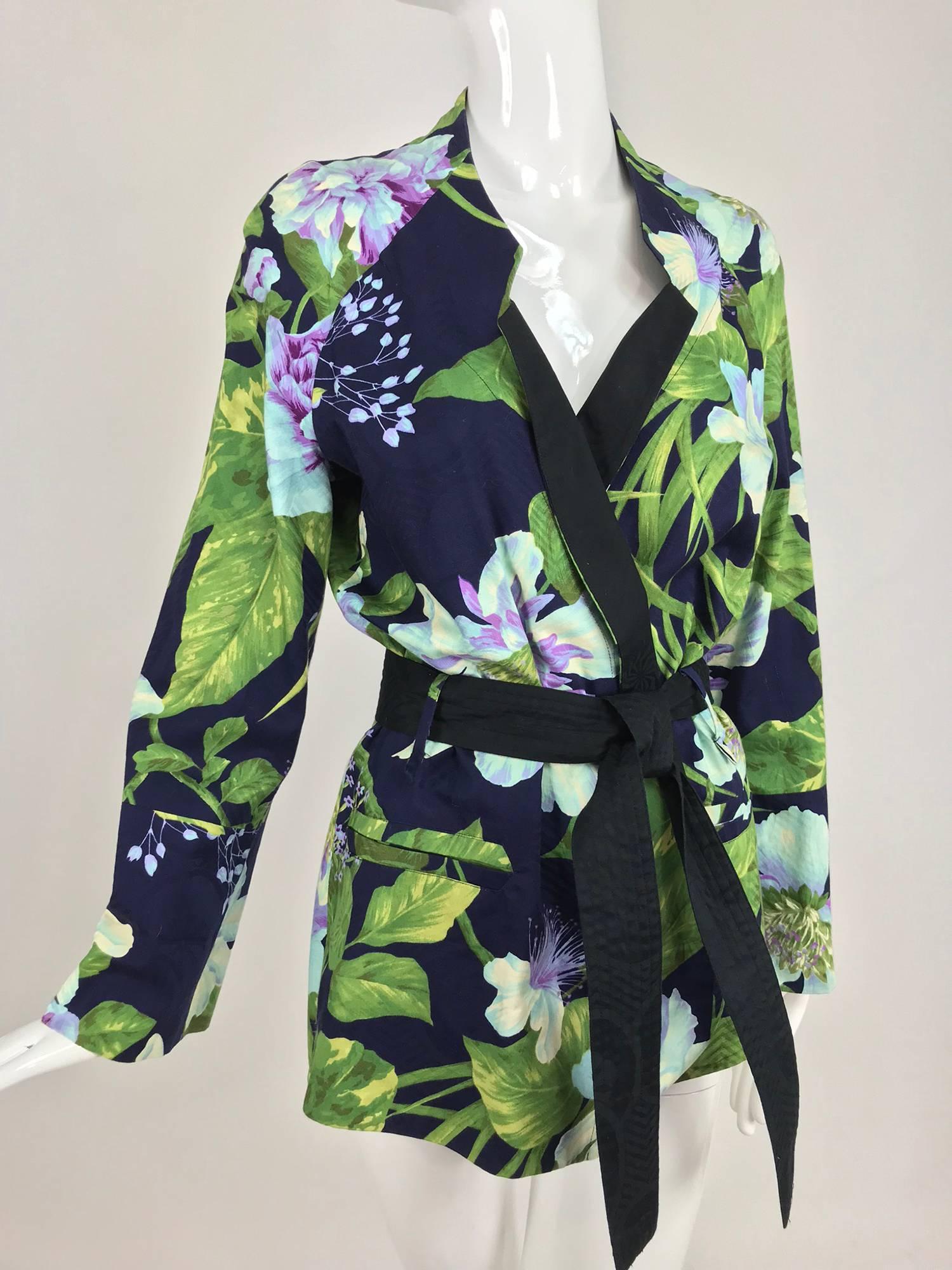 Kenzo Jungle tropical cotton print wrap jacket, 1980s For Sale 8