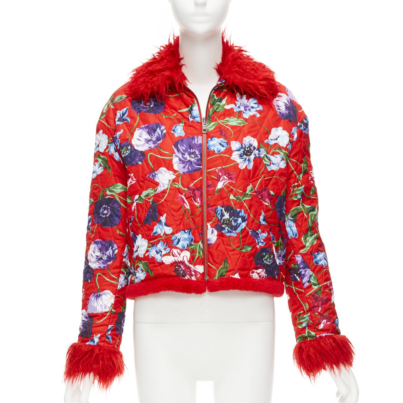 KENZO Memento reversible red purple flower print faux fur crop jacket FR34 XS In Excellent Condition For Sale In Hong Kong, NT