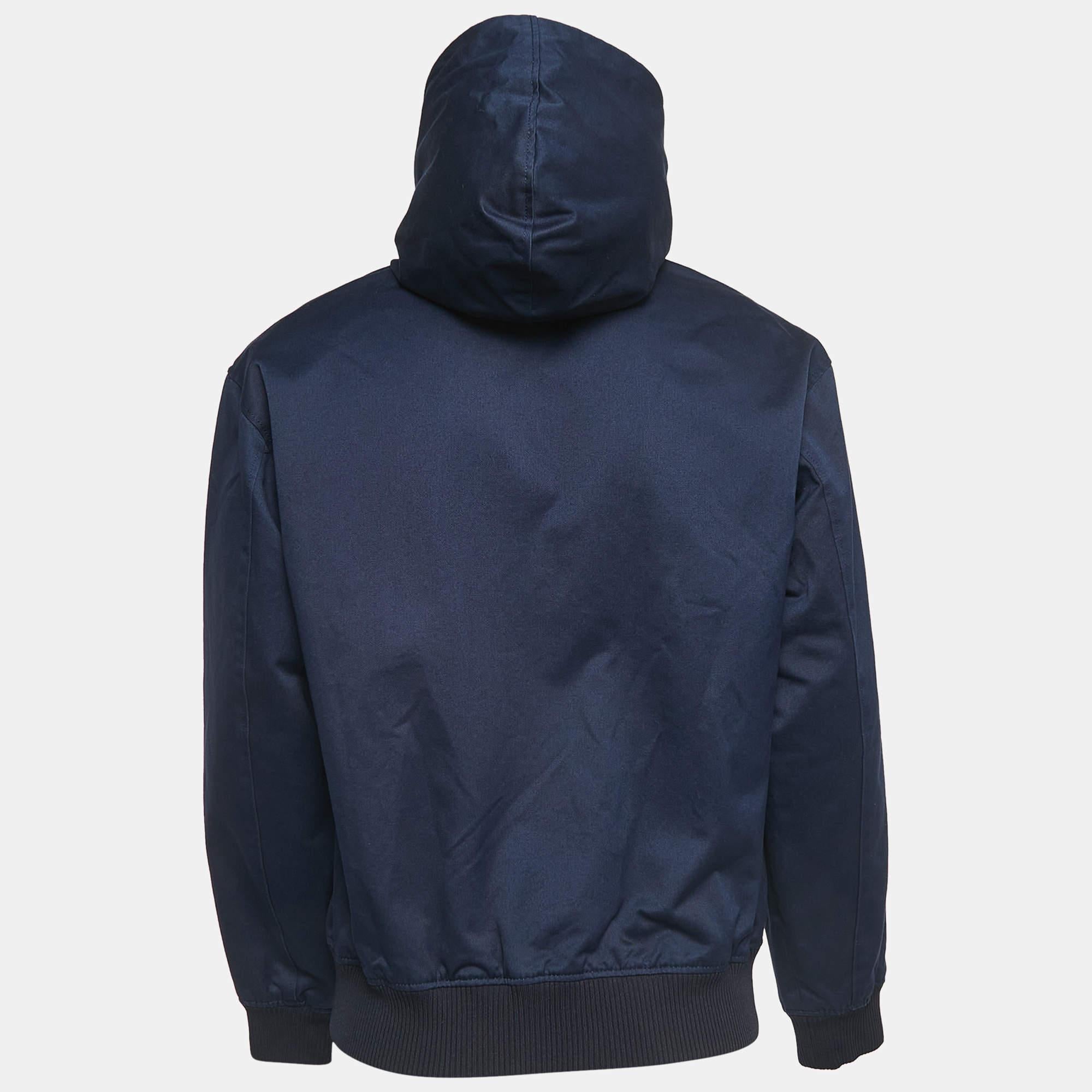 Infuse an extra dose of style into your outfit with this highly fashionable jacket. Tailored from quality materials, it embodies a contemporary vibe and is filled with functional characteristics.