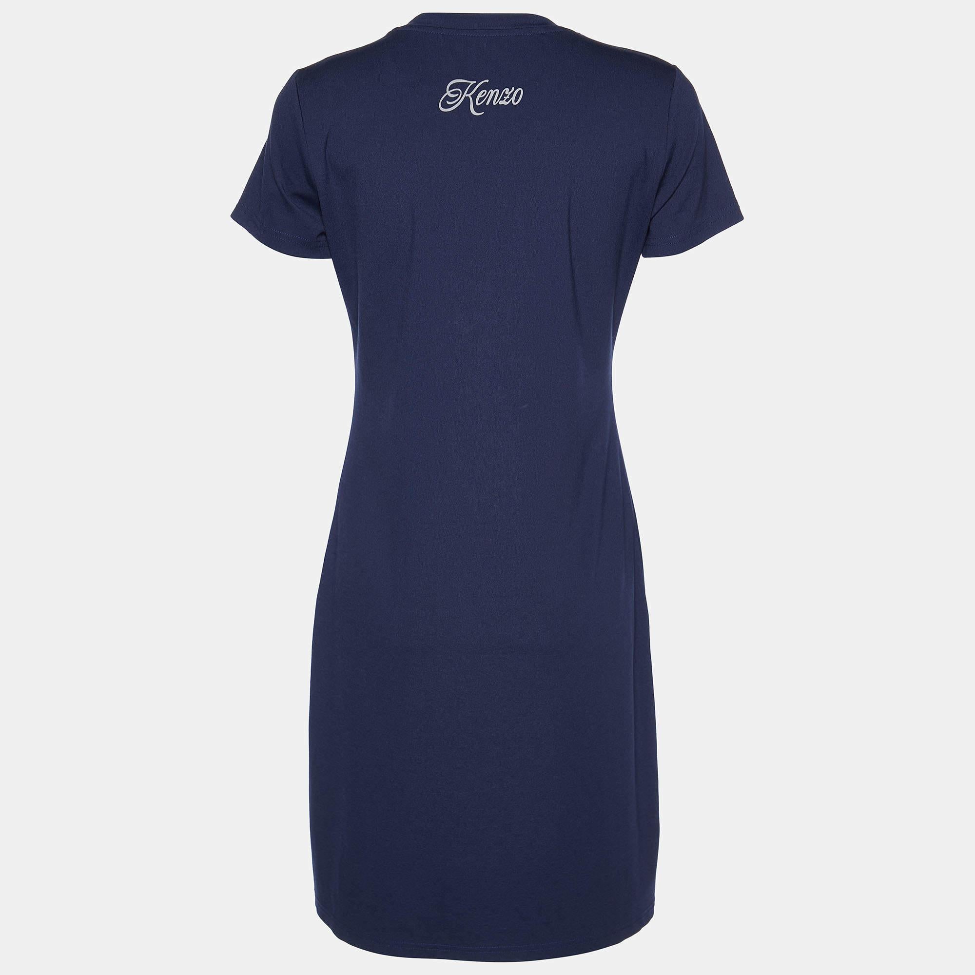 Crafted by skilled artisans this Kenzo dress offers a gorgeous silhouette. The classic design and premium materials ensure wearability making it a must have addition to your collection.
