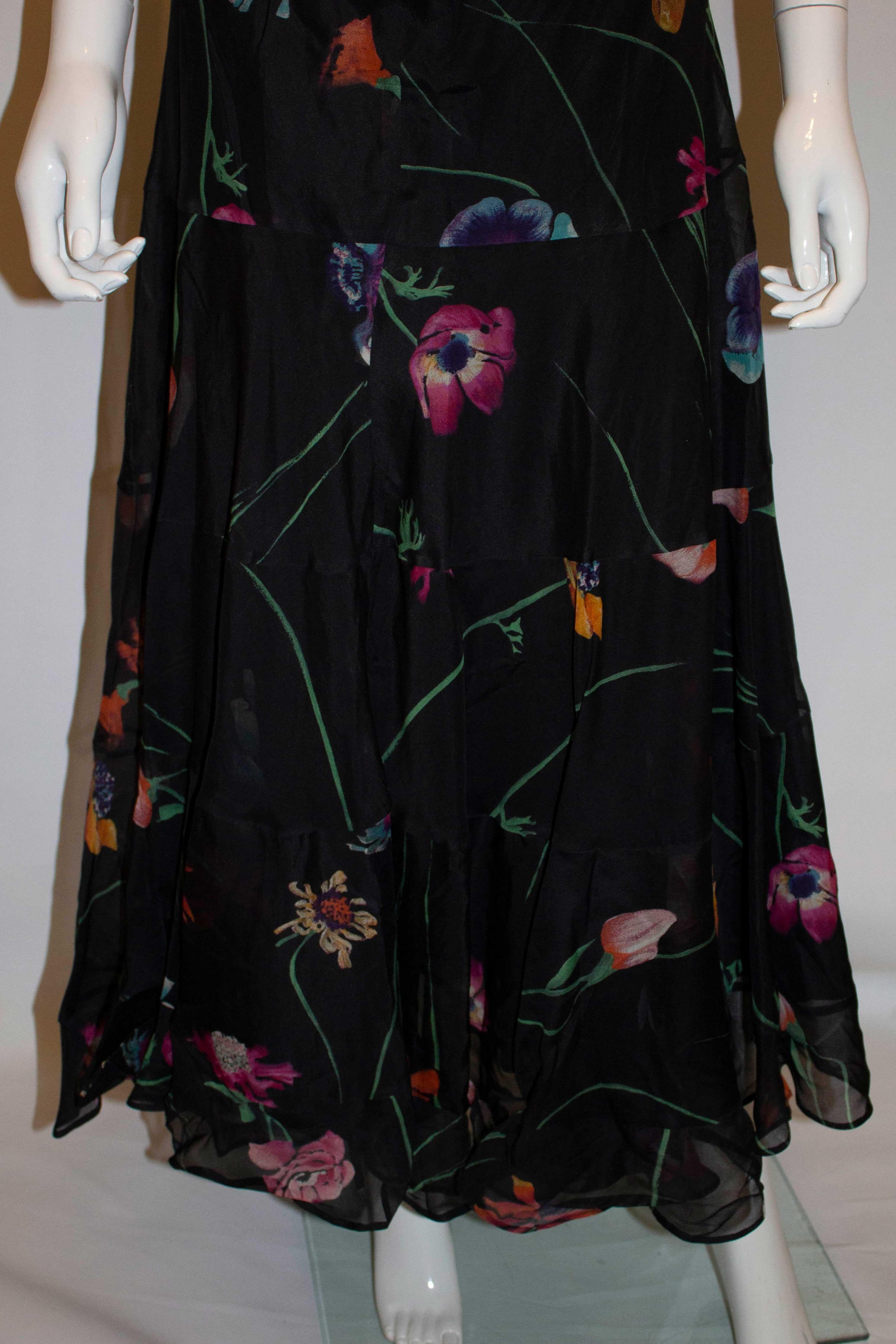 Kenzo Paris Silk Floral Skirt In Good Condition For Sale In London, GB