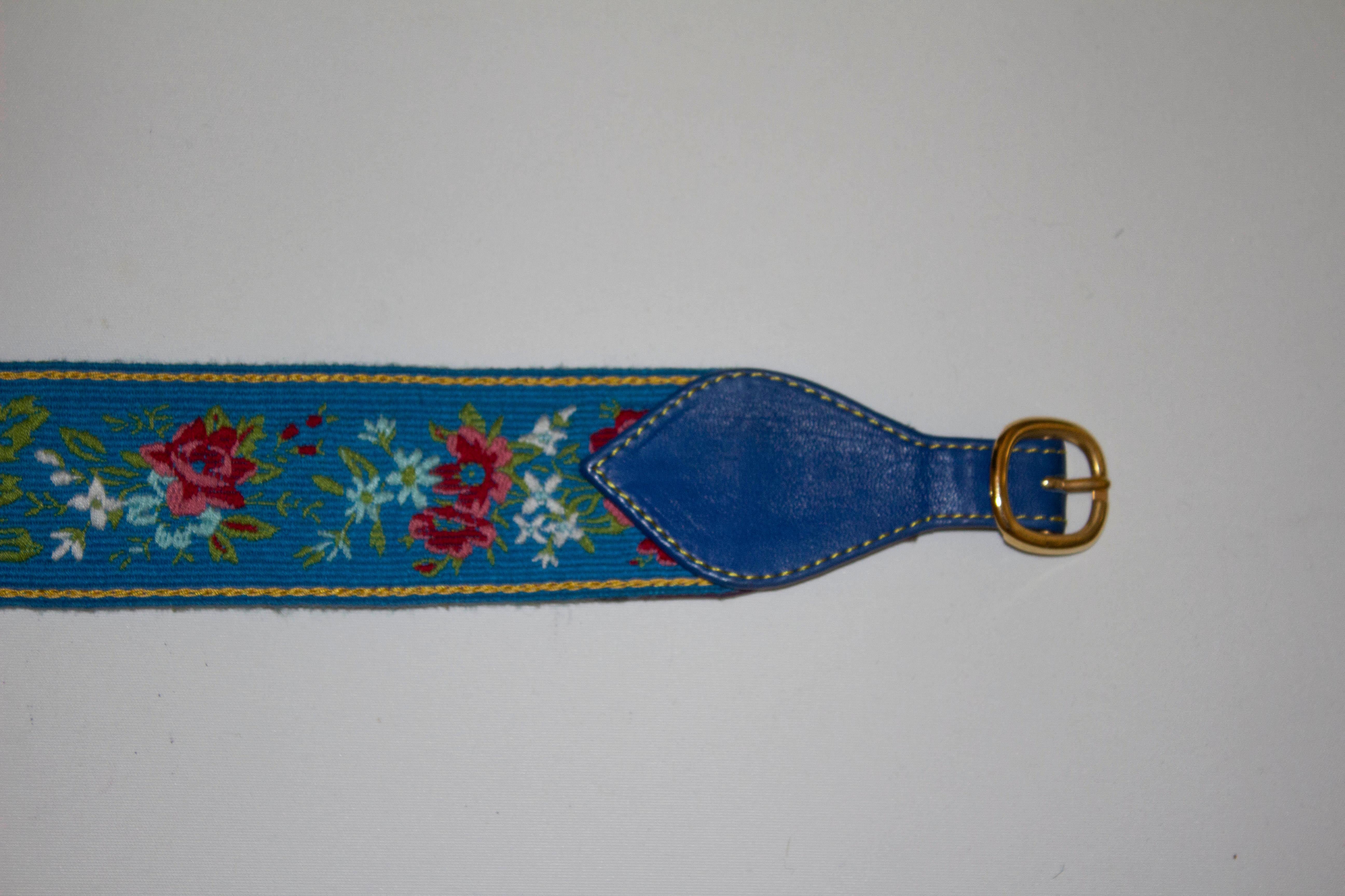 Kenzo Paris Turquoise Belt with Floral Detail In Good Condition In London, GB