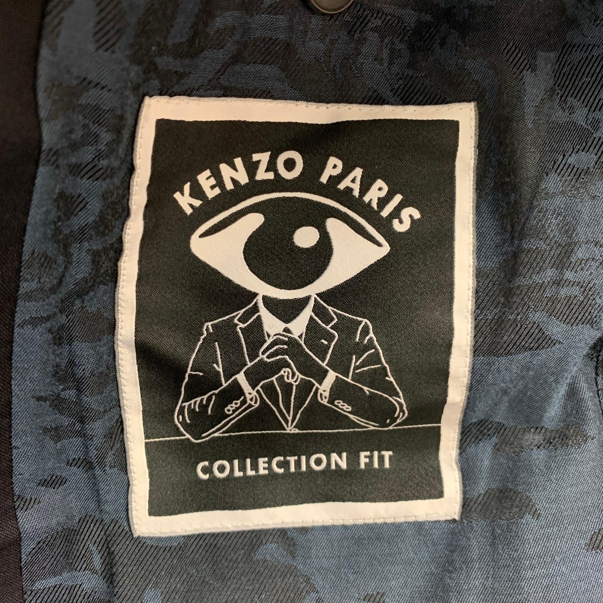 KENZO Costume à revers en laine mohair bleu marine à blocs de couleur, Taille 38 5