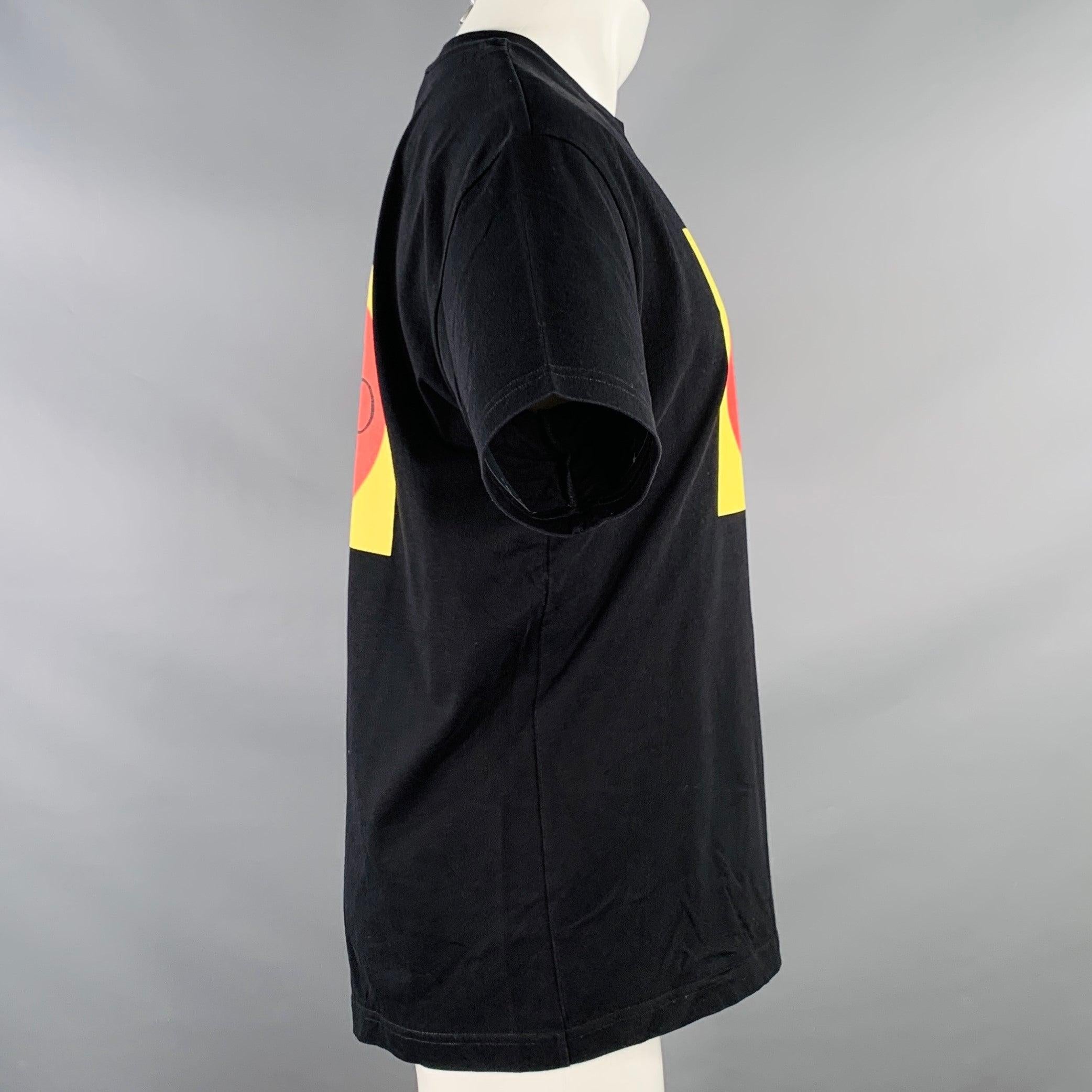 KENZO Size M Paris Black Multi Color Print Cotton Crew-Neck T-shirt In Excellent Condition For Sale In San Francisco, CA