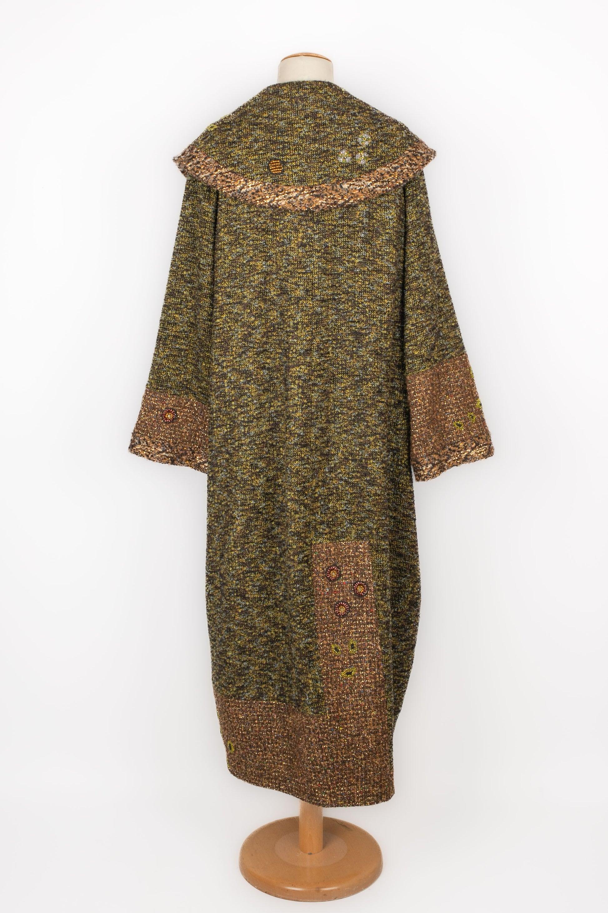 Kenzo Tweed Coat in Green, Brown and Golden Tones In Excellent Condition For Sale In SAINT-OUEN-SUR-SEINE, FR