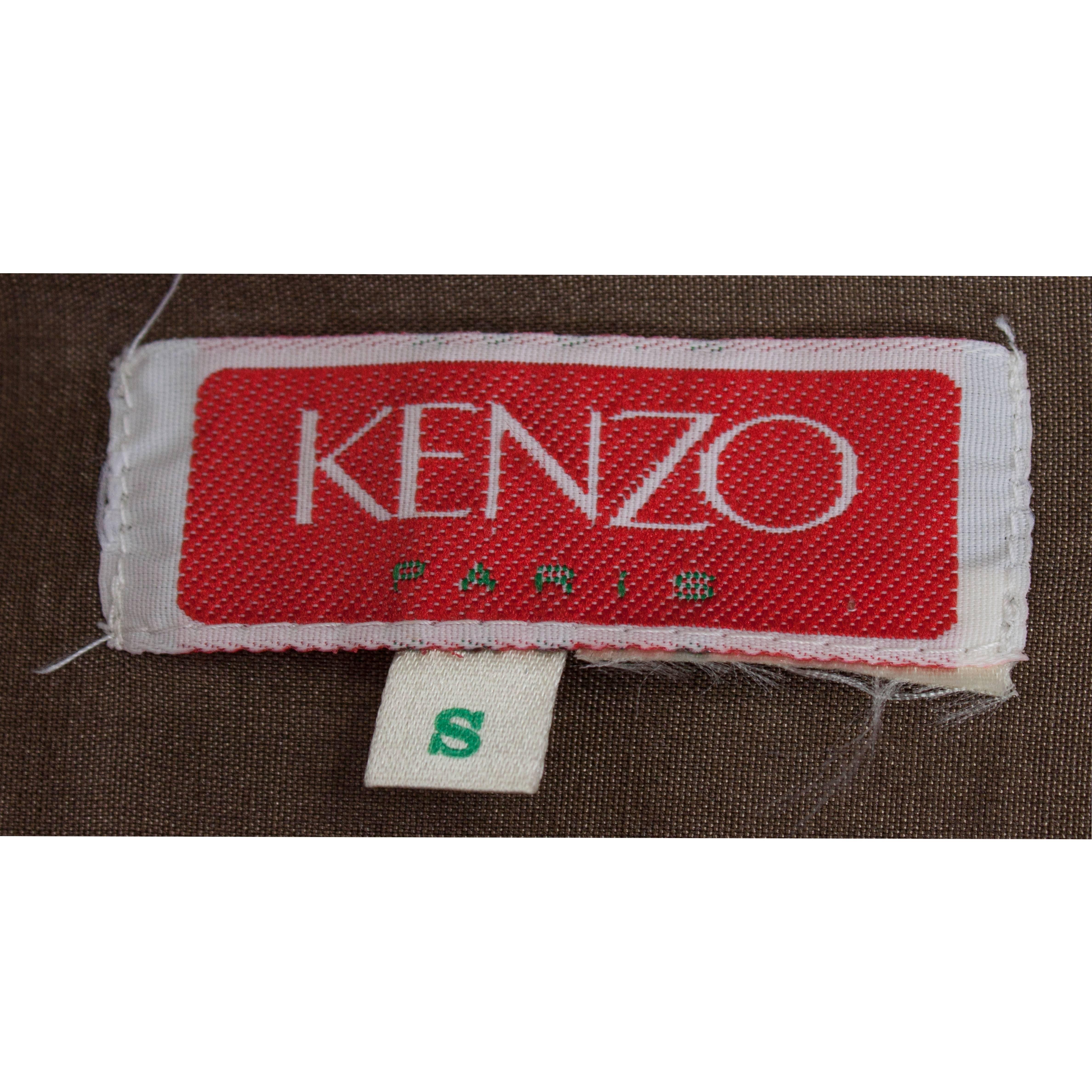 Kenzo unique  Robe d'inspiration kimono en soie rose flamboyant, circa 1980 en vente 3