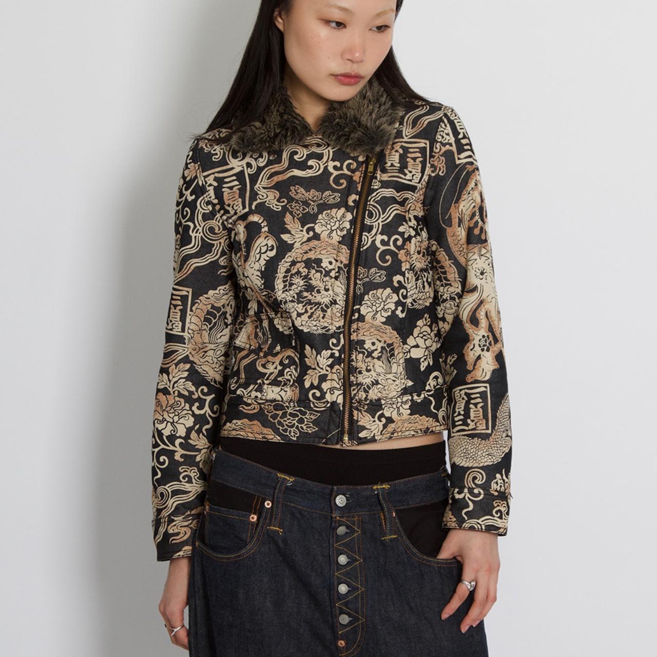 Kenzo vintage dragon print jacket

condition: this item is a vintage/pre-worn piece so some signs of natural wear and age are to be expected. however in good general condition

size labelled: s