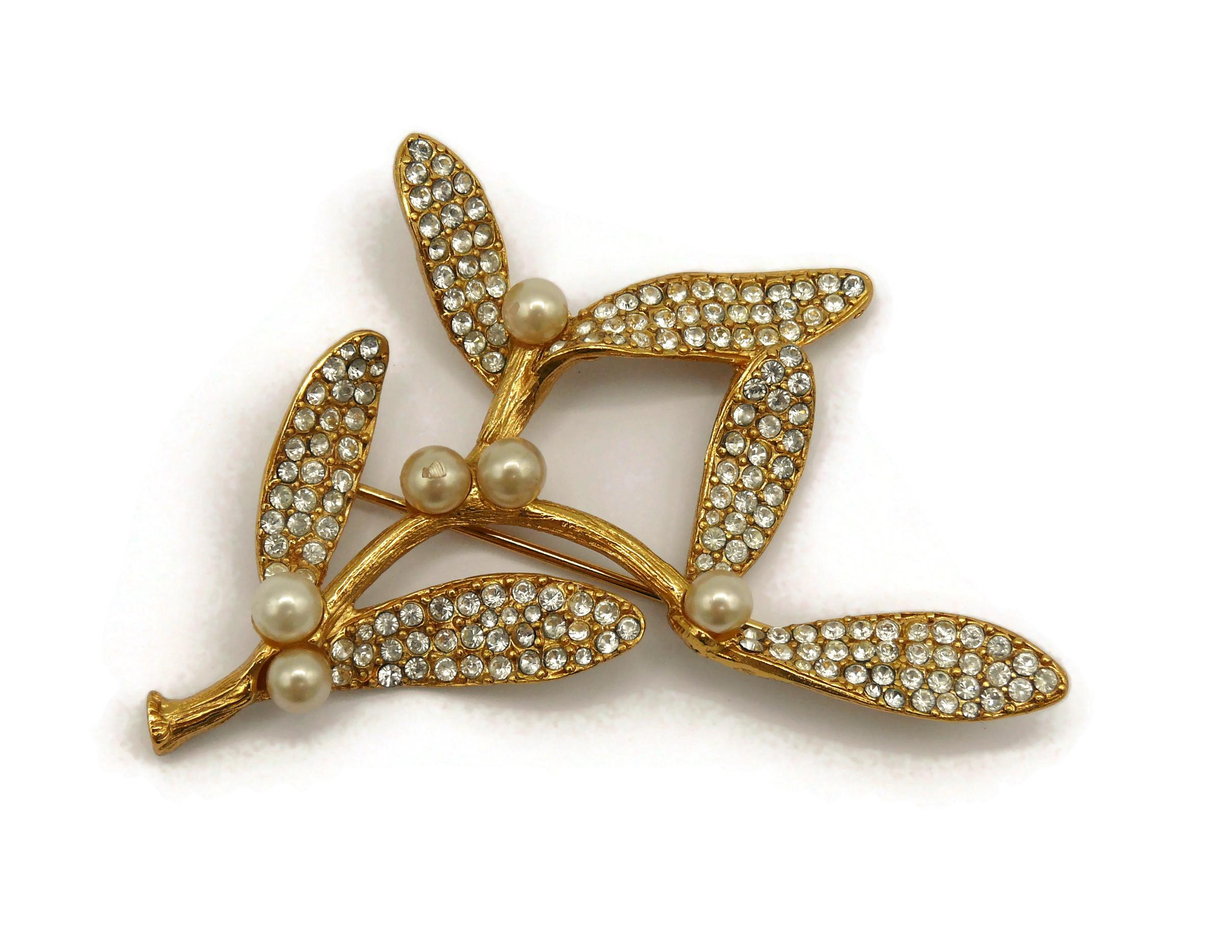 KENZO Vintage Jewelled Gold Tone Holly Brooch In Good Condition In Nice, FR