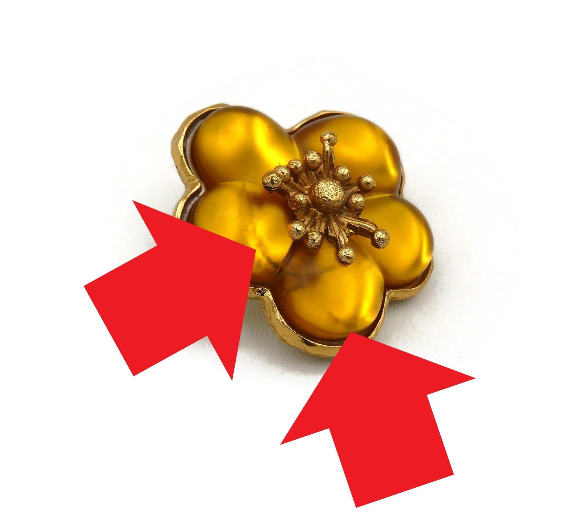 KENZO Vintage Resin Flower Clip-On Earrings For Sale 3