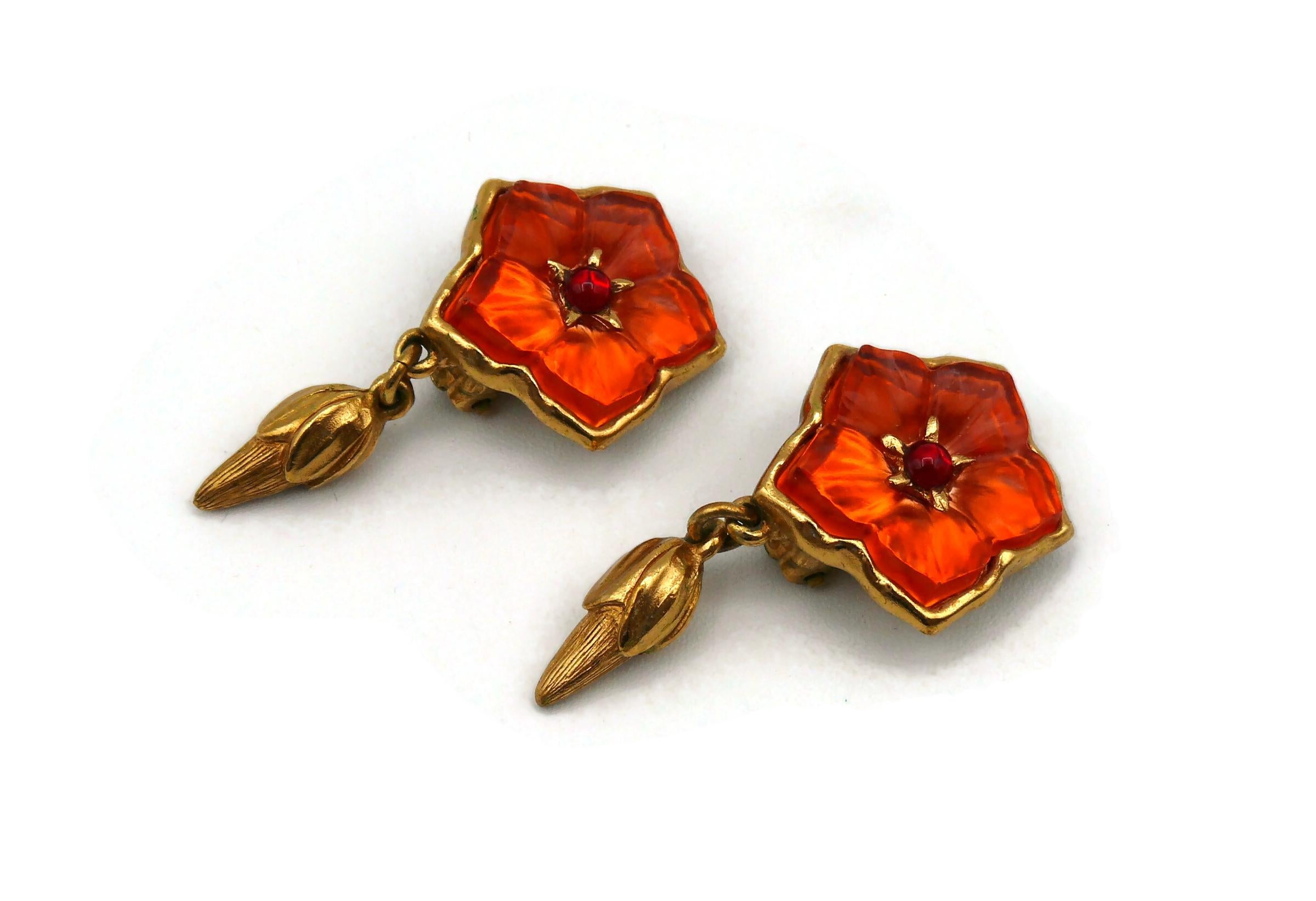 KENZO Vintage Resin Flower Dangling Earrings In Good Condition For Sale In Nice, FR