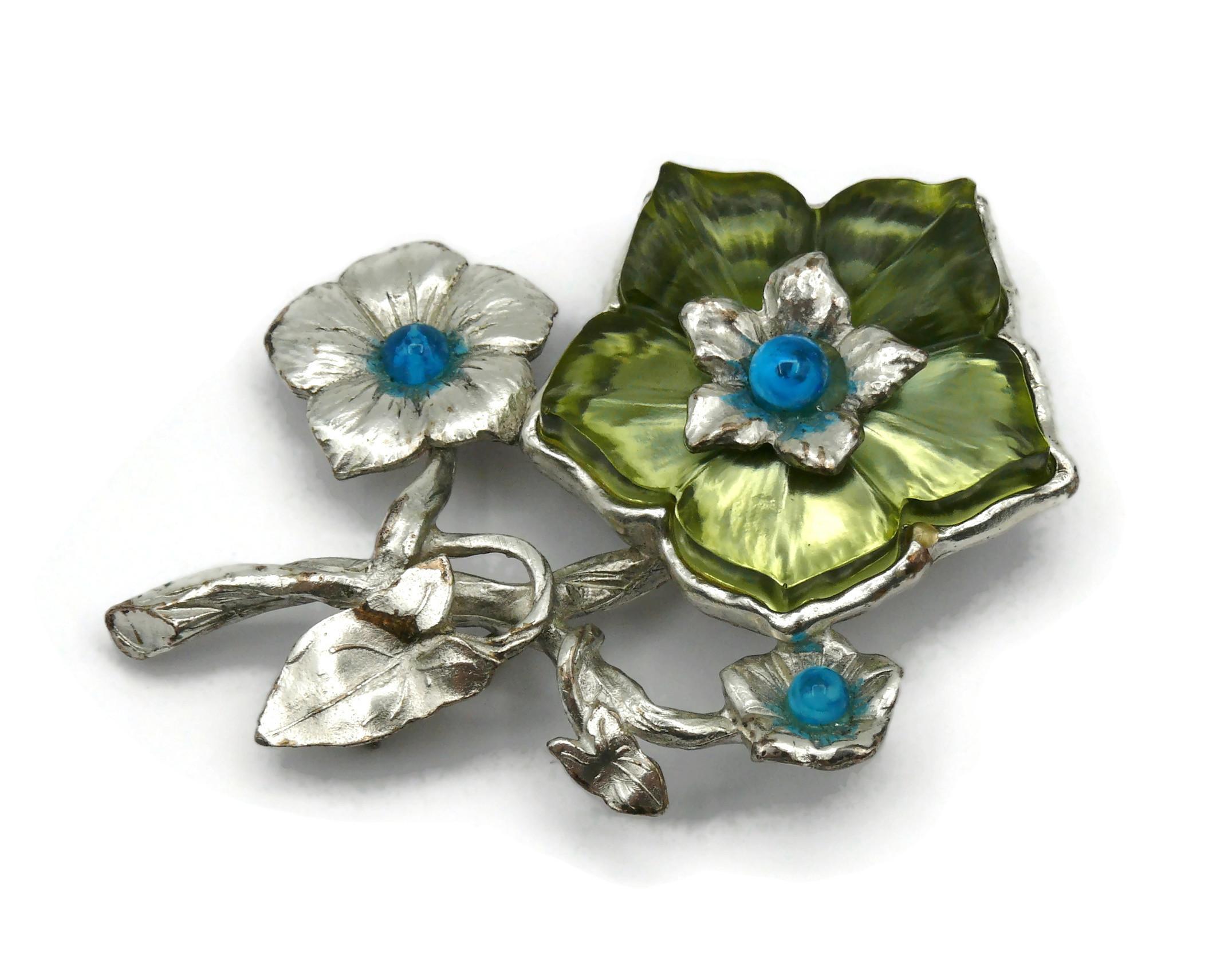 KENZO Vintage Silver Tone Floral Brooch In Fair Condition For Sale In Nice, FR