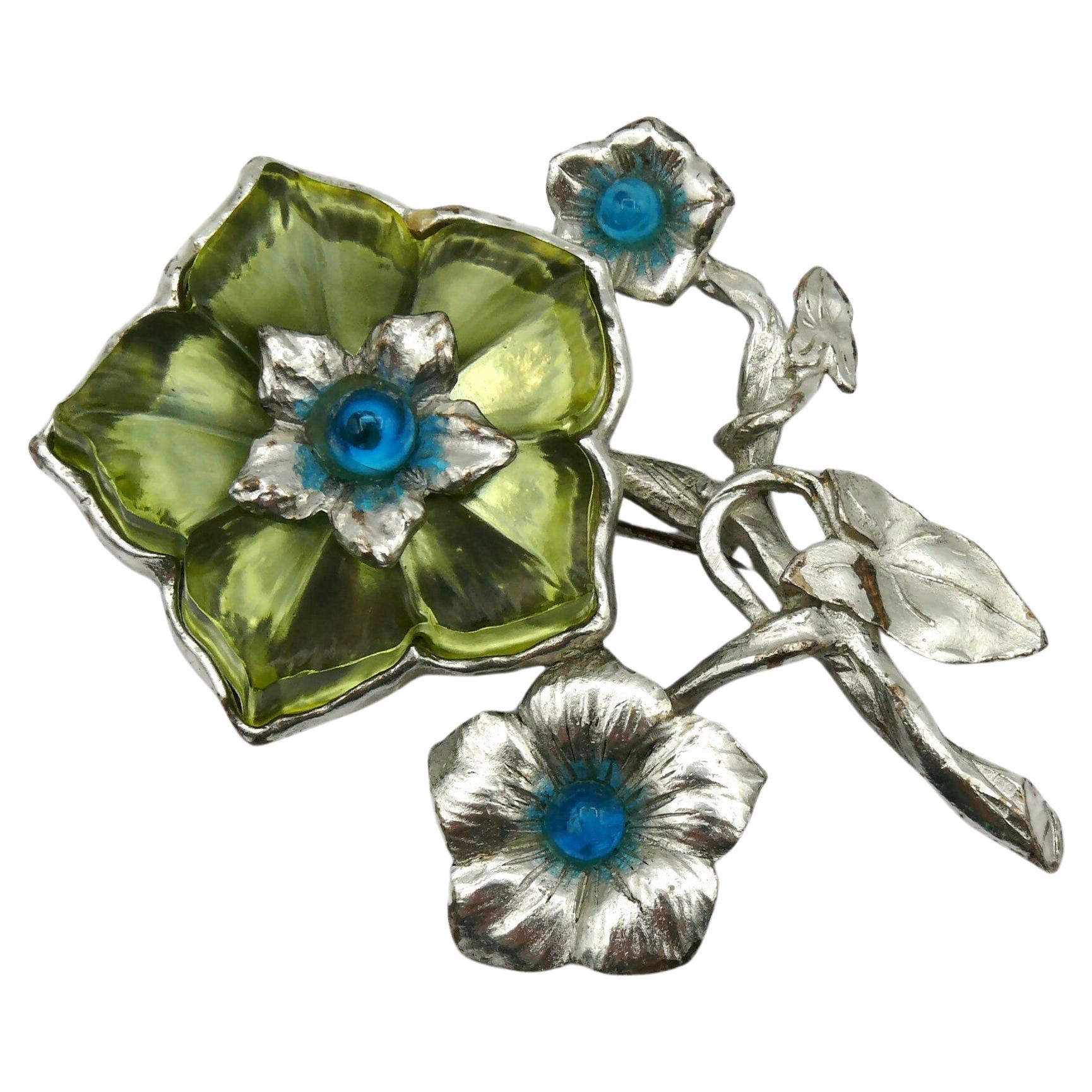 KENZO Vintage Silberfarbene Blumenbrosche im Angebot