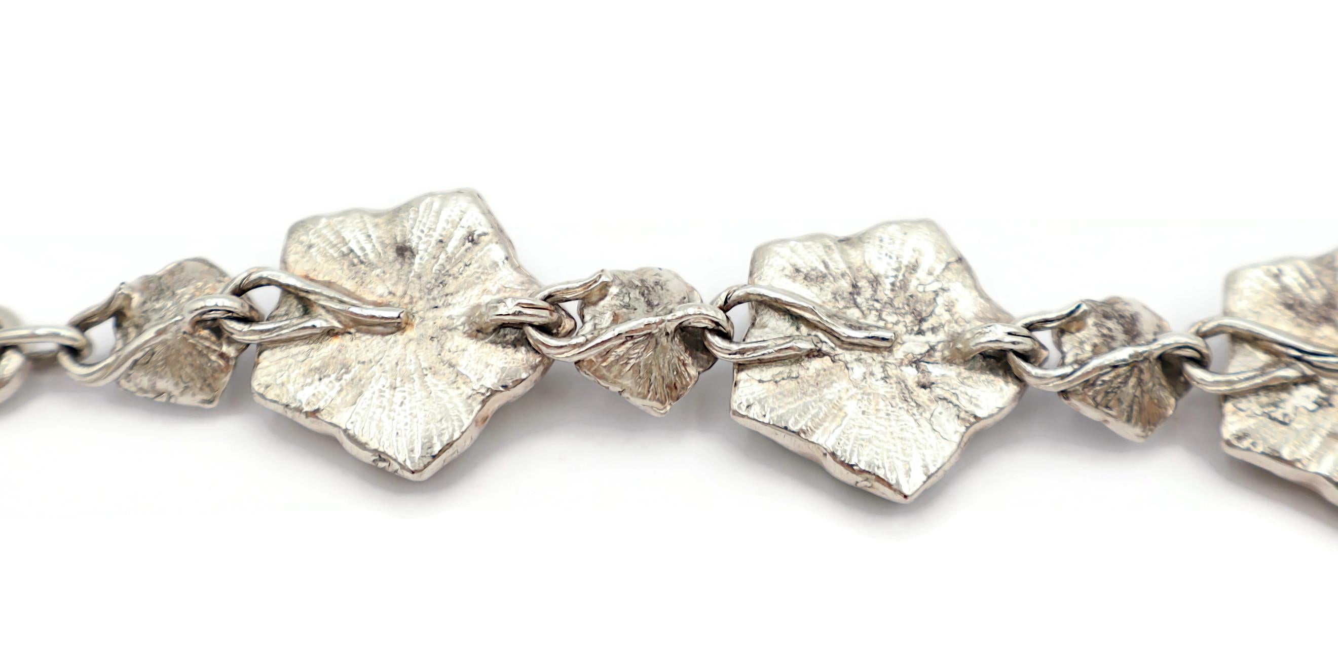 KENZO Vintage Silver Tone Resin Flower Bracelet For Sale 6