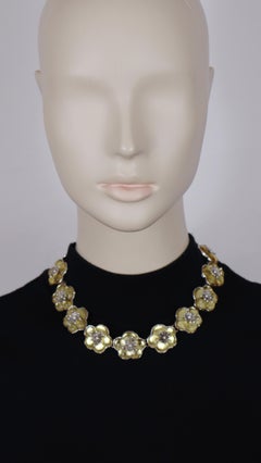 KENZO Vintage Silberfarbene silberfarbene Harz-Blumen-Halskette