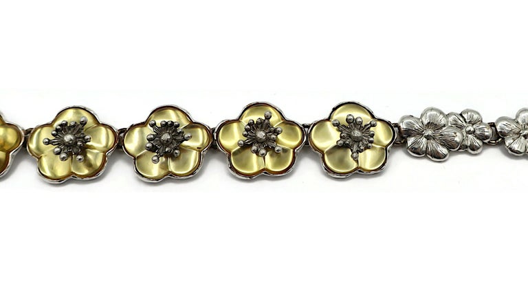 KENZO Vintage Silver Tone Resin Flower Necklace For Sale at 1stDibs