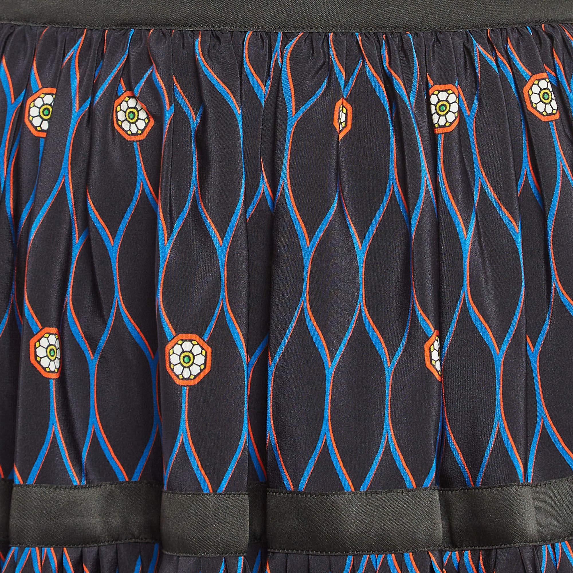 Kenzo X H&M Black Printed Silk Pleated Mini Skirt S In New Condition For Sale In Dubai, Al Qouz 2