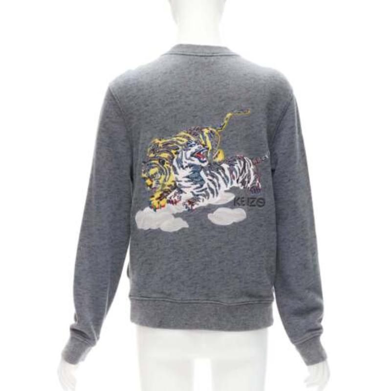 KENZO yellow oriental Tiger embroidery back grey cotton bomber jacket M
Reference: CELG/A00389
Brand: Kenzo
Material: Cotton
Color: Grey, Multicolour
Pattern: Ethnic
Closure: Zip
Extra Details: Yellow Oriental tiger embroidery with logo at