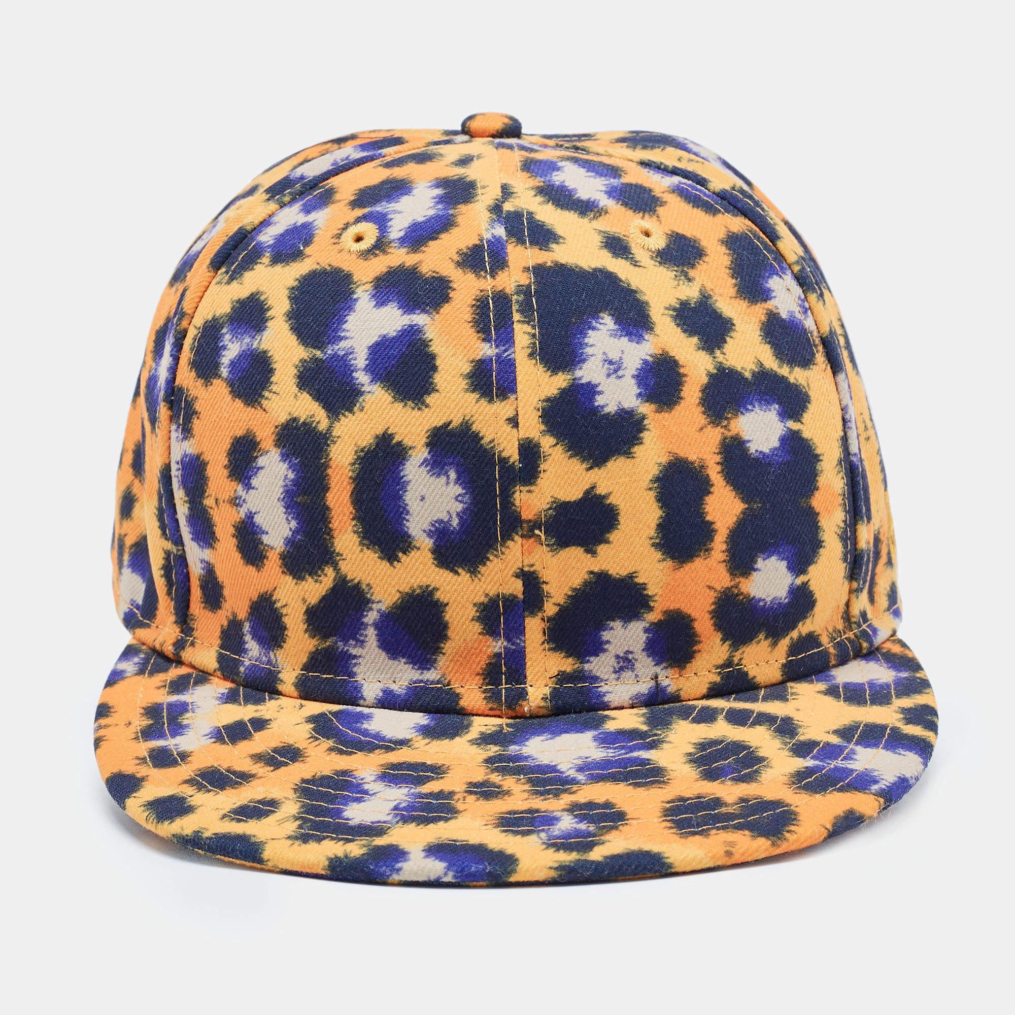 Caps are an ideal style statement with casual outfits. This Kenzo piece is made from quality materials and features striking print. This piece will be a smart addition to your cap collection.