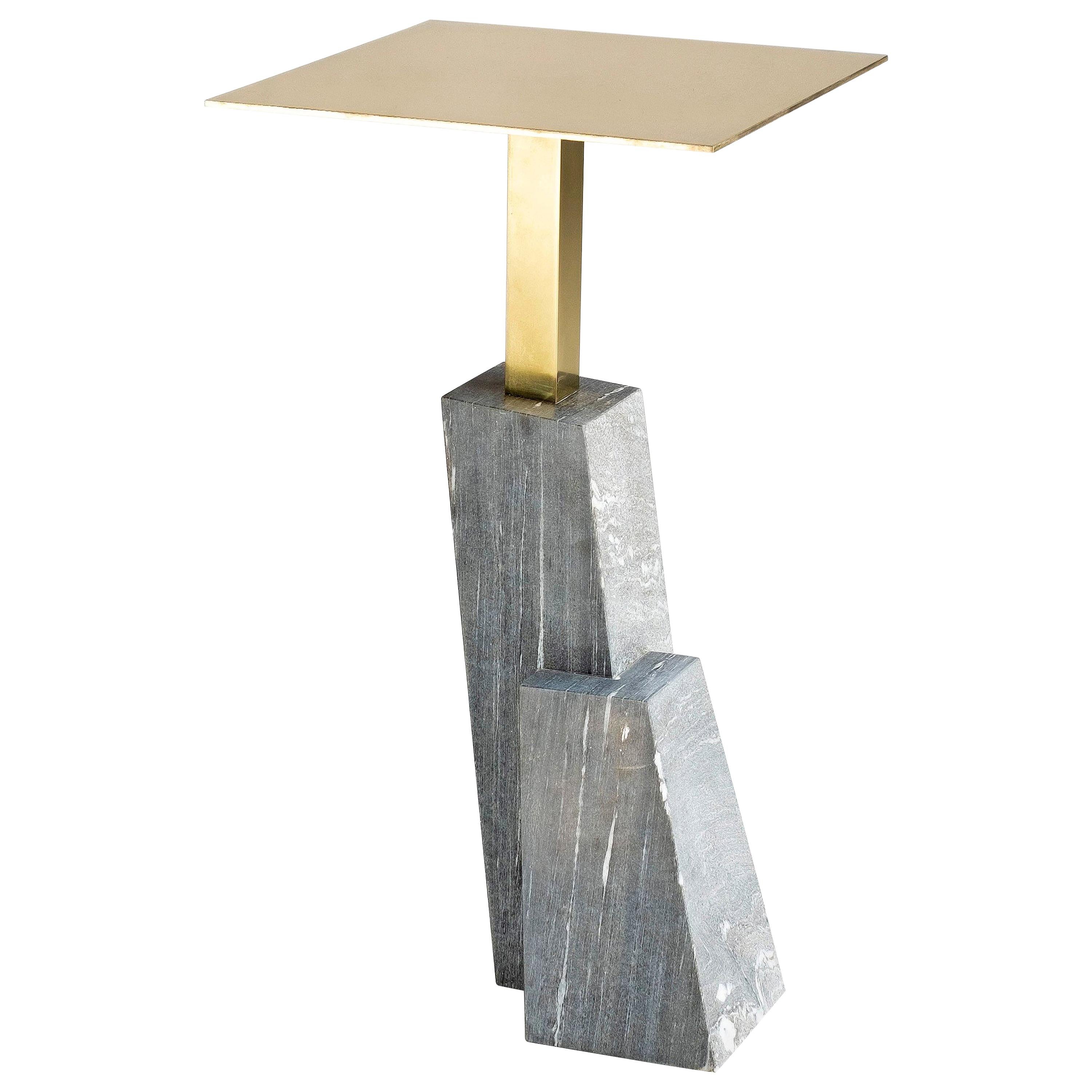Table en T KEP, laiton et marbre, signée Noro Khachatryan en vente
