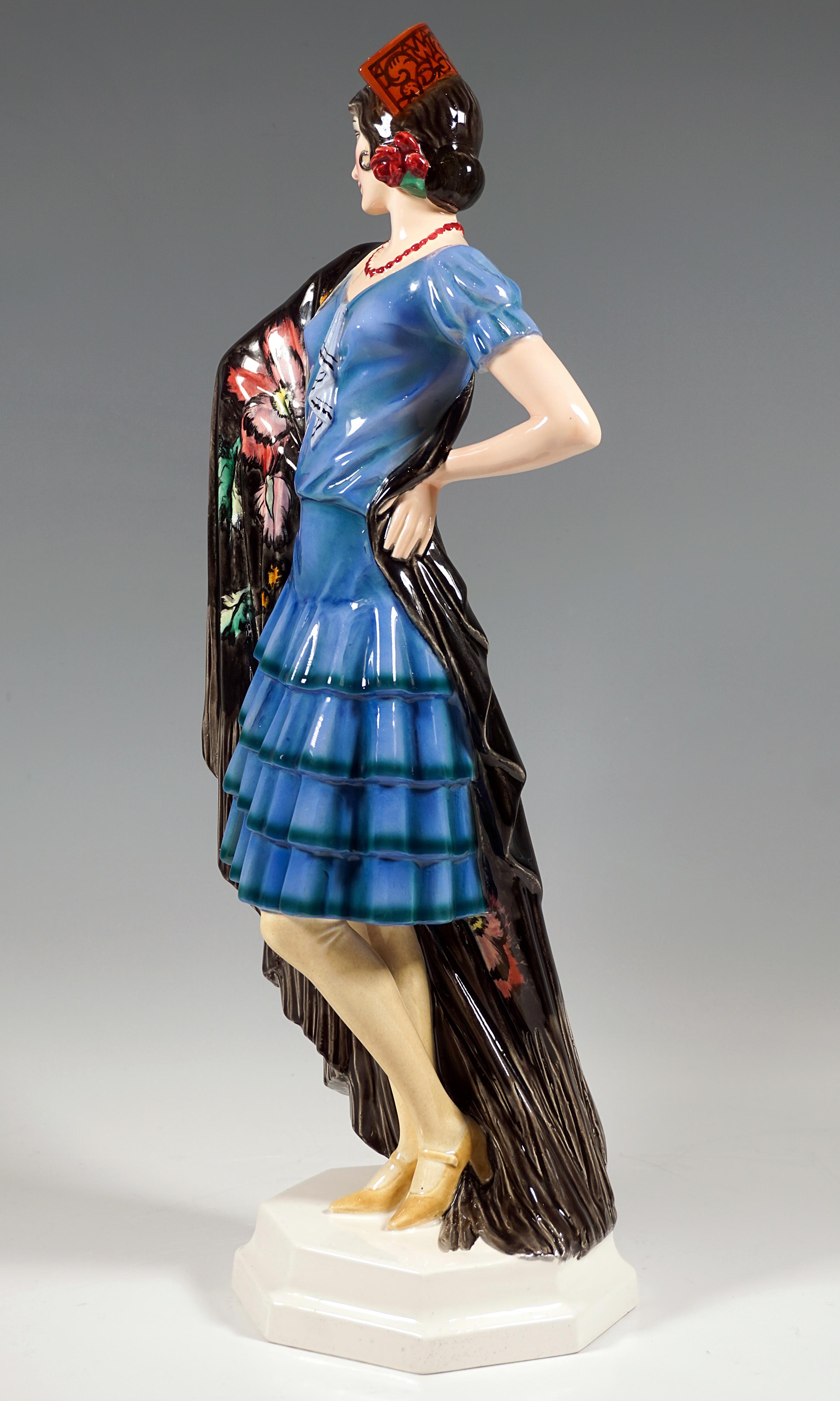 Figura Art Déco Keramos, Dama española con chal, Rudolf Podany, Viena, ca 1925 Austríaco en venta
