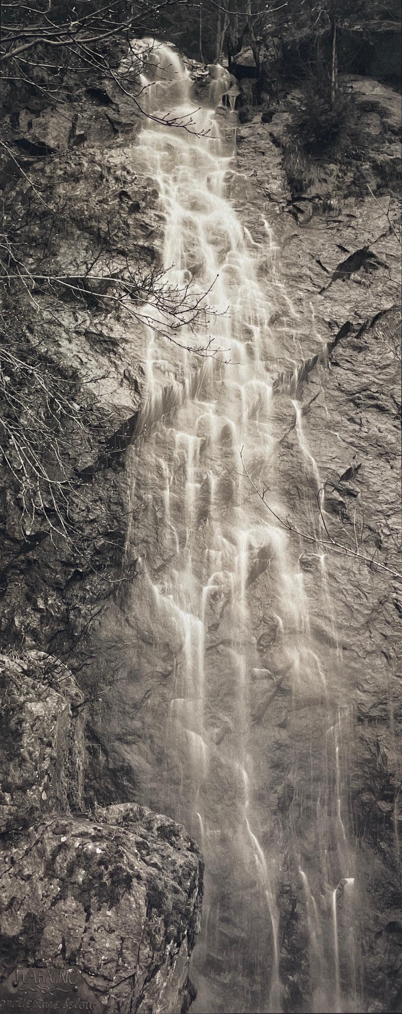 Kerik Kouklis Landscape Photograph - Bridalveil Falls, Pacific House California Waterfall