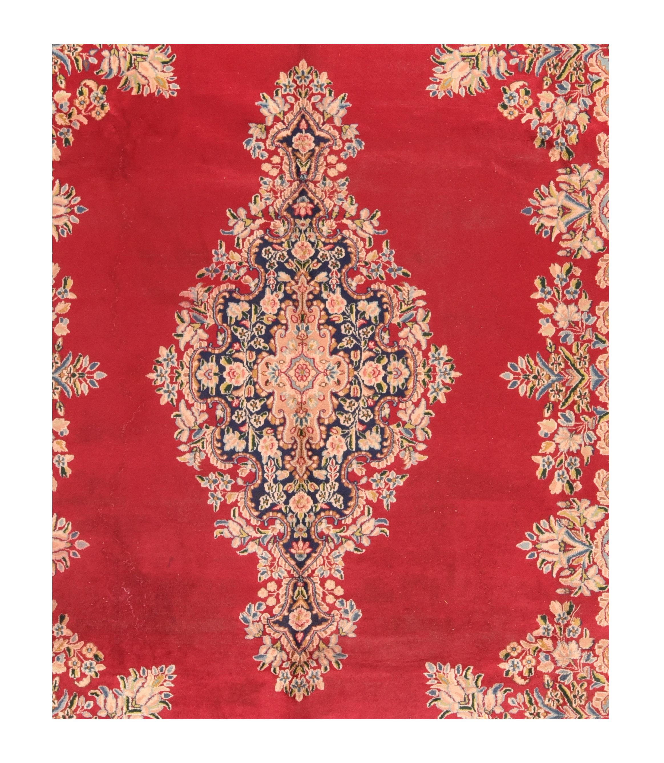 Vintage Kerman Rug 10'0'' x 13'5'' In Excellent Condition For Sale In New York, NY
