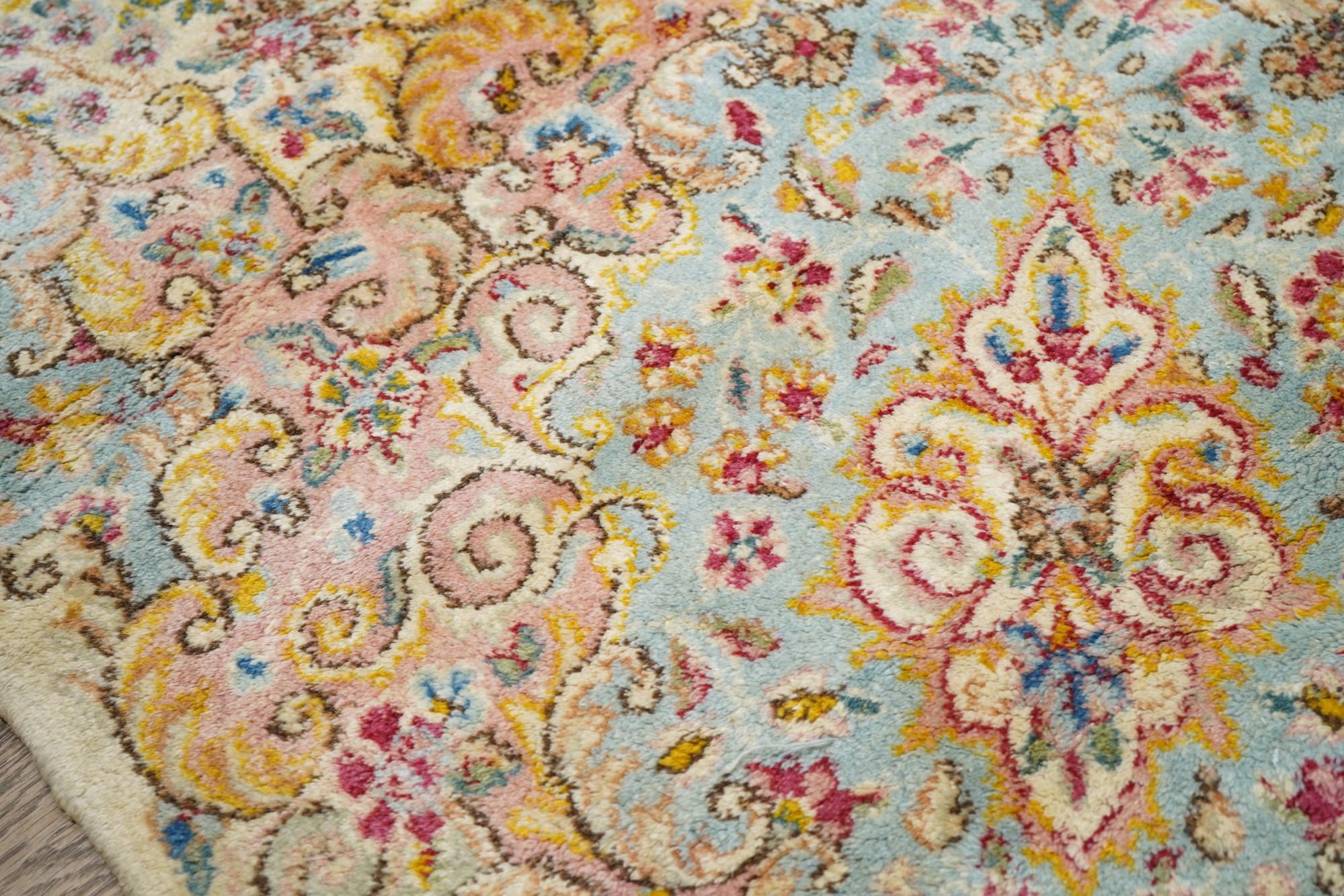Vintage Kerman Rug 11'0'' x 17'10'' In Excellent Condition For Sale In New York, NY