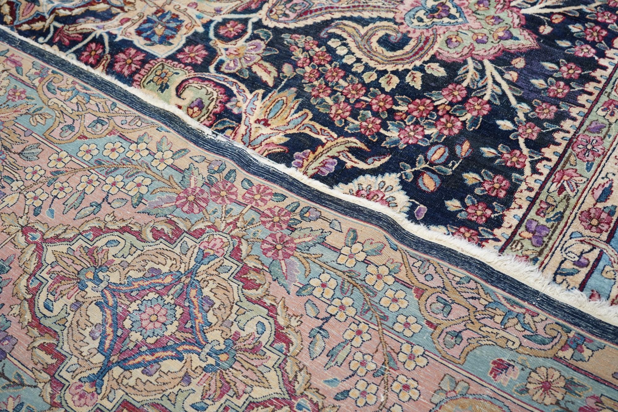 Feiner antiker persischer Kerman-Teppich 11'9'' x 20'5'' im Angebot 5
