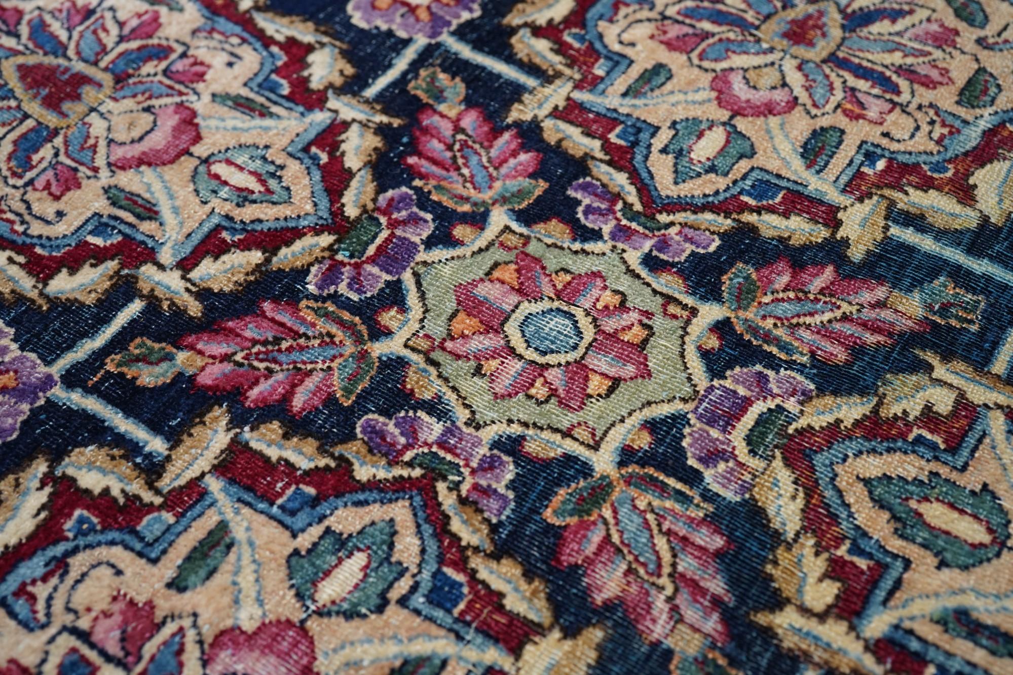 Feiner antiker persischer Kerman-Teppich 11'9'' x 20'5'' (Wolle) im Angebot