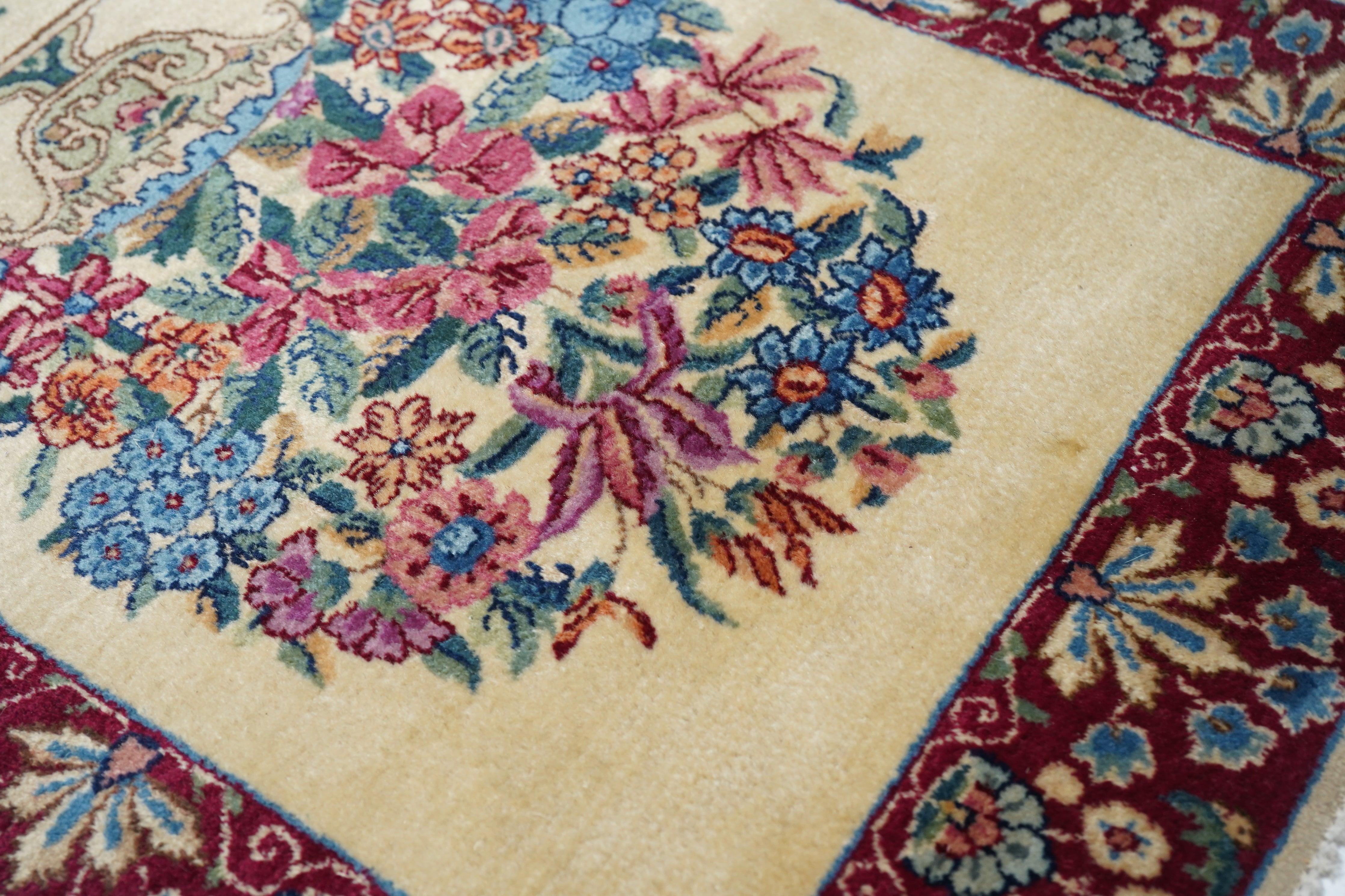Kerman Rug 2'5'' x 16'2'' In Excellent Condition For Sale In New York, NY