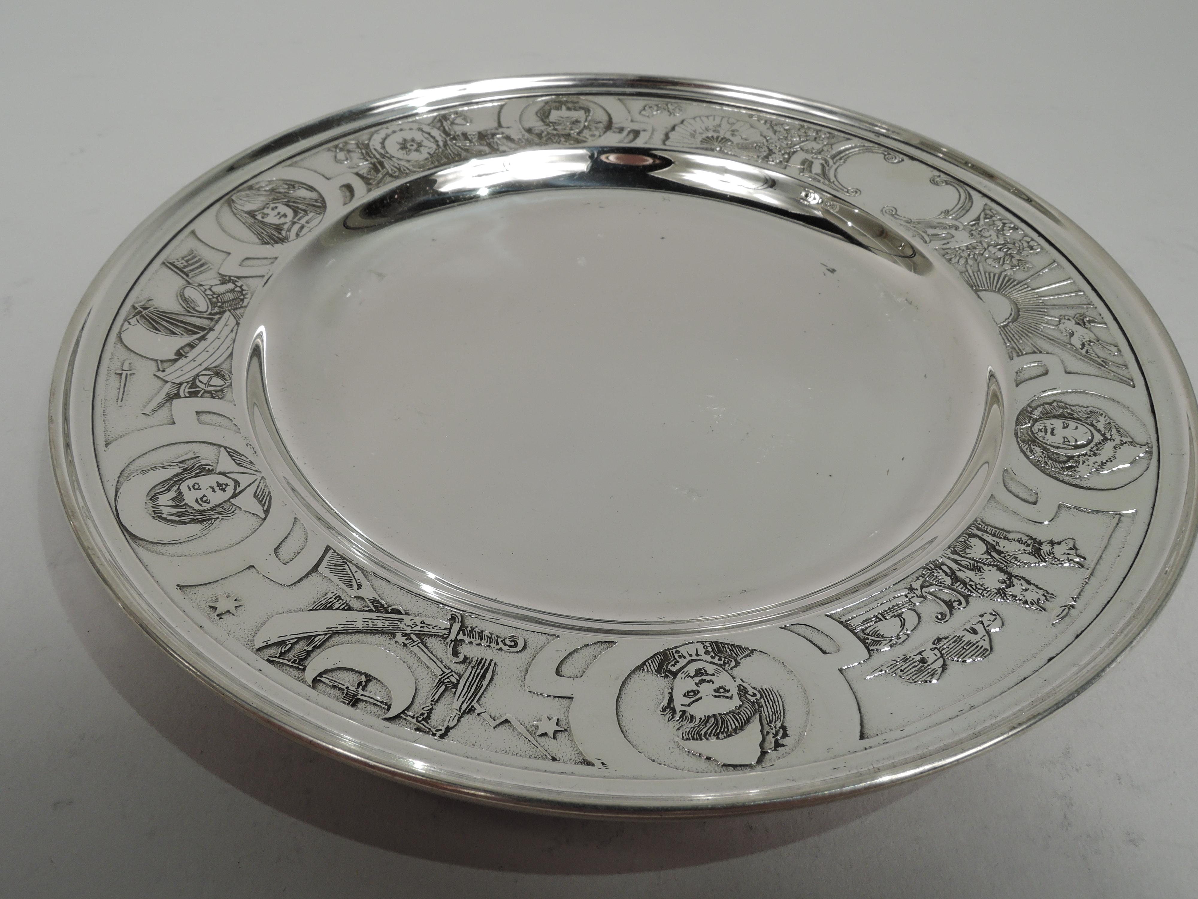 Juego de Bebé Kerr de Plata de Ley Rico en Supuestos de Fin de Siglo Plata esterlina en venta