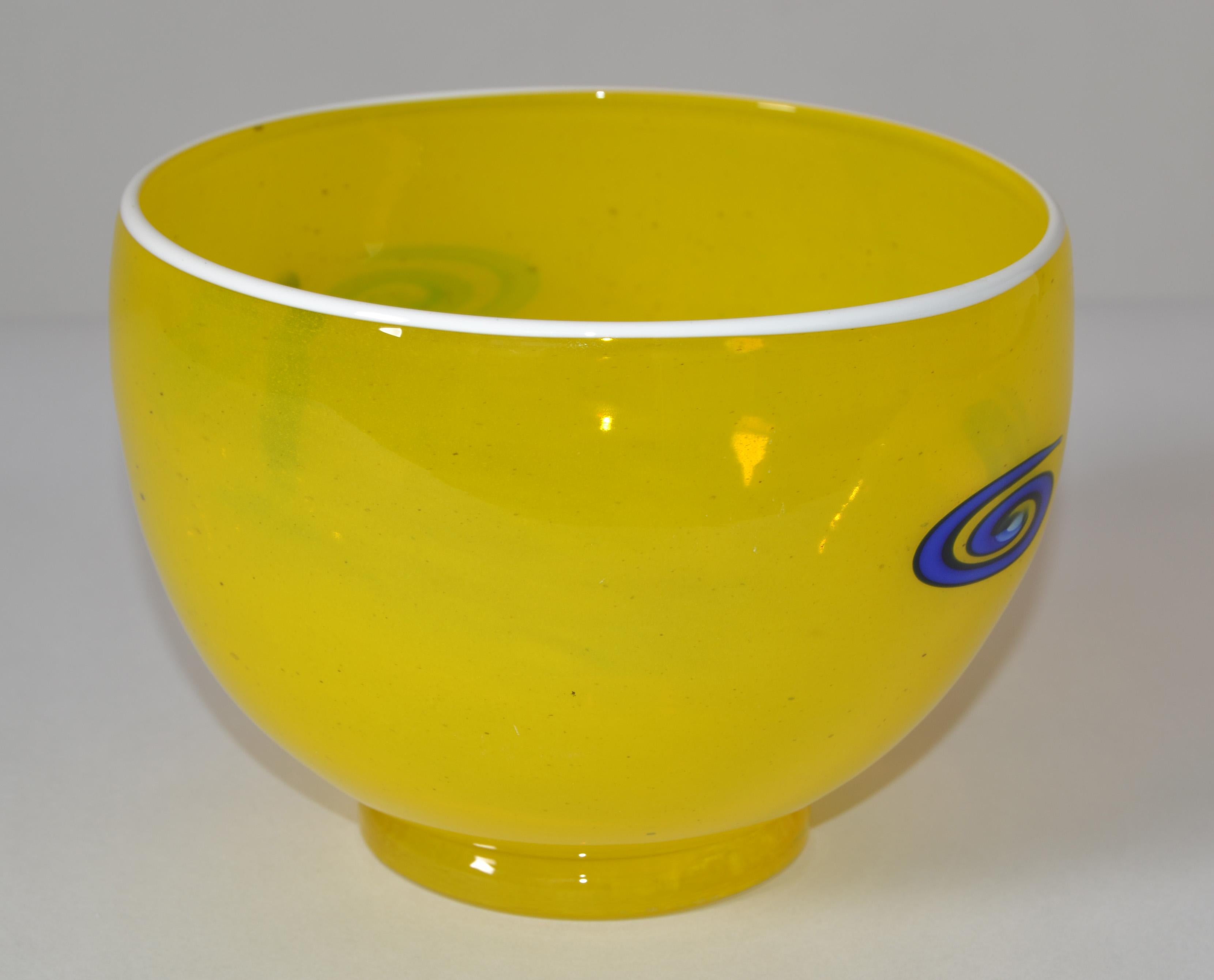 Kerry Feldman Op Art Glass Bowl by Fineline After Picasso Mid-Century Modern 80  For Sale 1