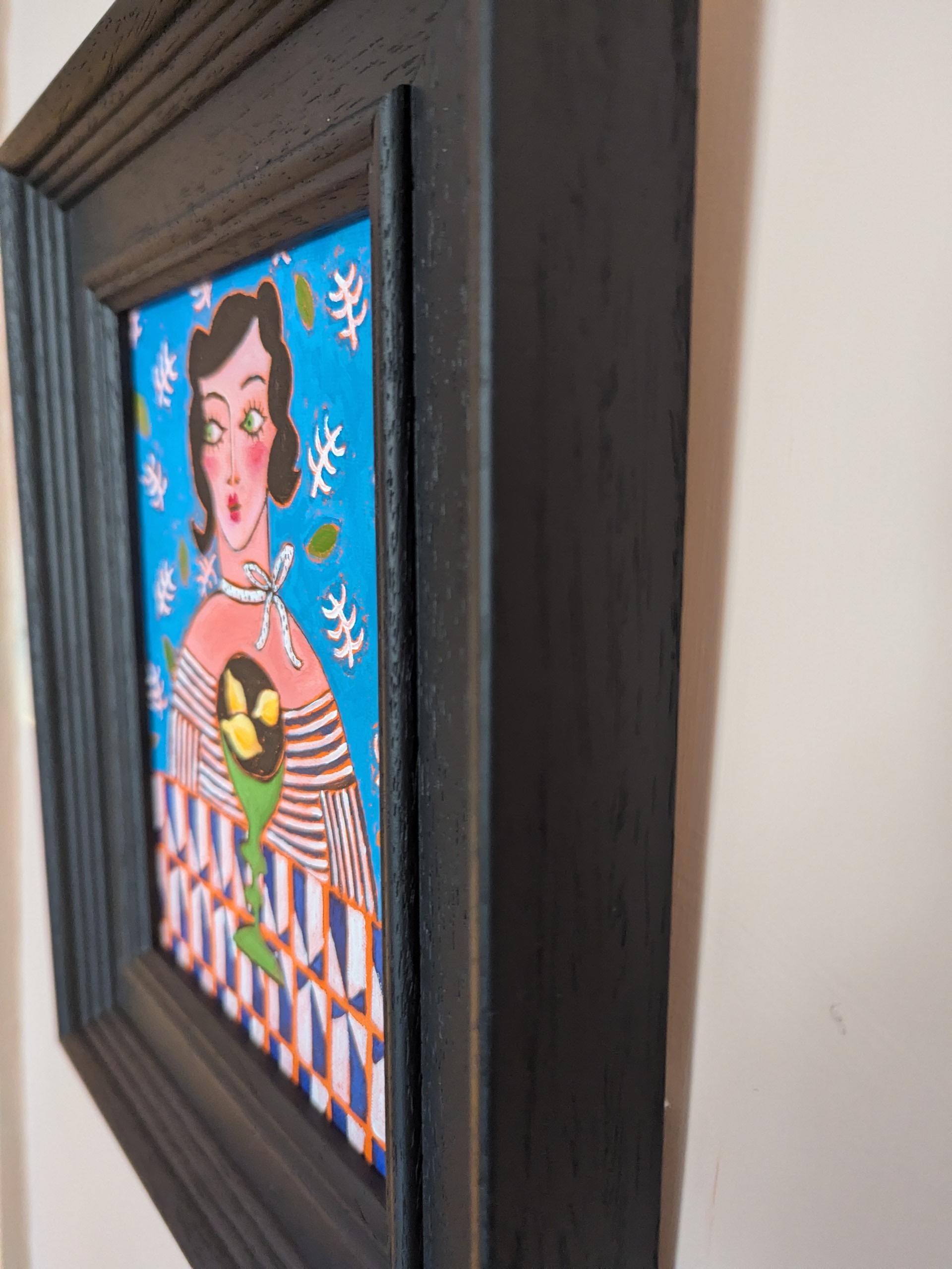 Un nuovo ritratto della serie in corso di Kerry Louise Bennetts che riflette delicatamente quei momenti divertenti e agrodolci (che tutti conosciamo) e celebra il senso di resilienza femminile. Un tripudio di colori e motivi in una splendida cornice